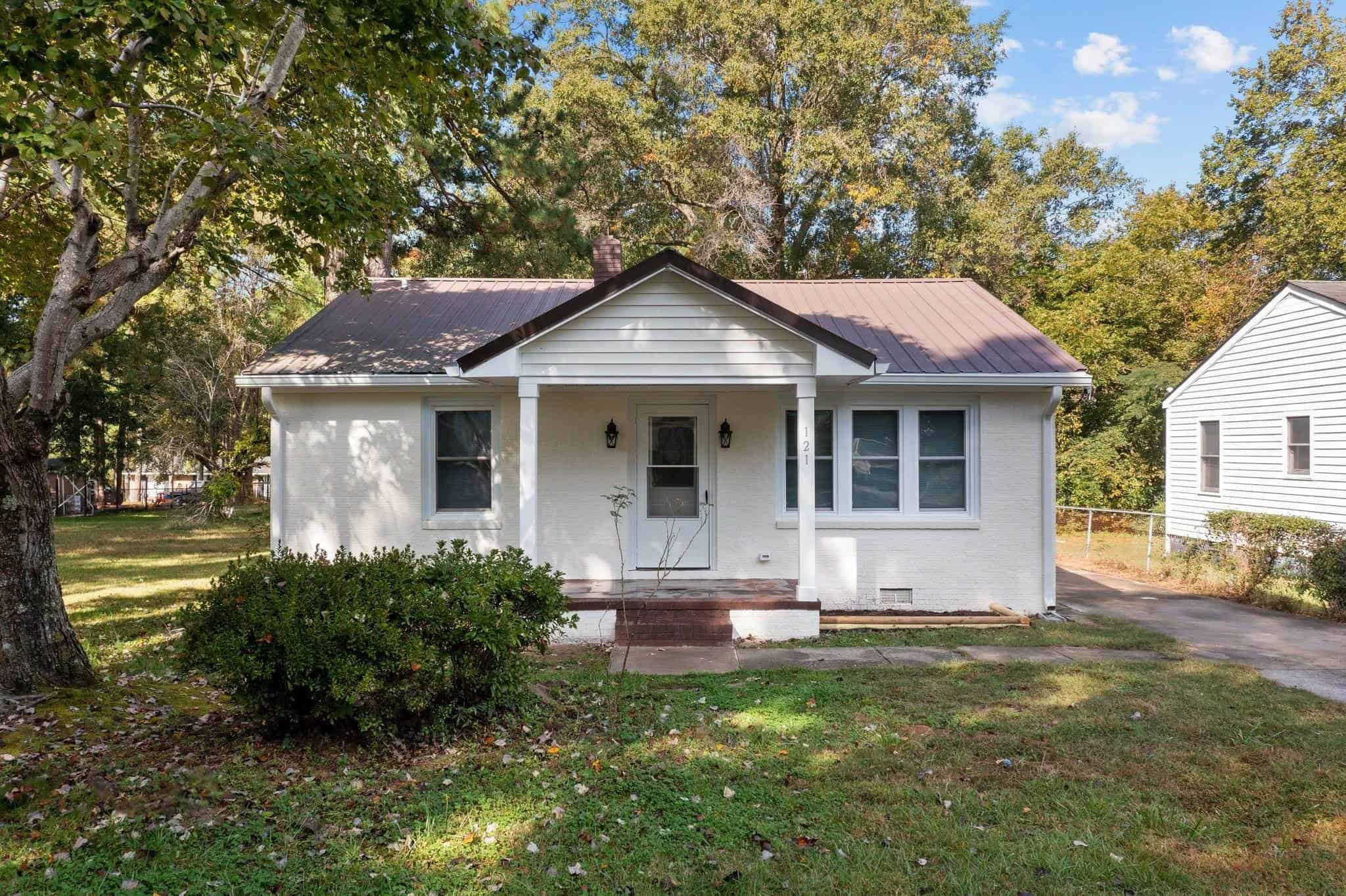 121 N Elizabeth Street, Henderson, NC 27536