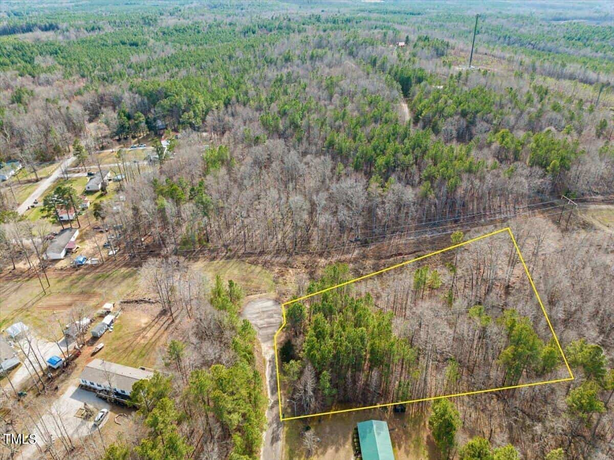 7044 Old W Lane, Oxford, NC 27565