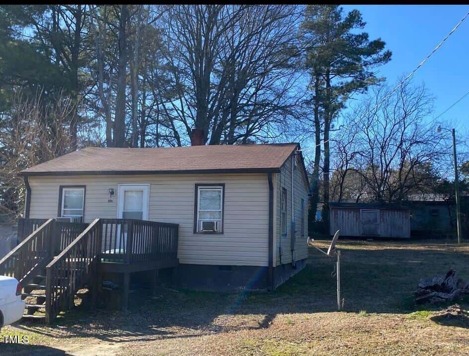 219 Booth Avenue, Henderson, NC 27536