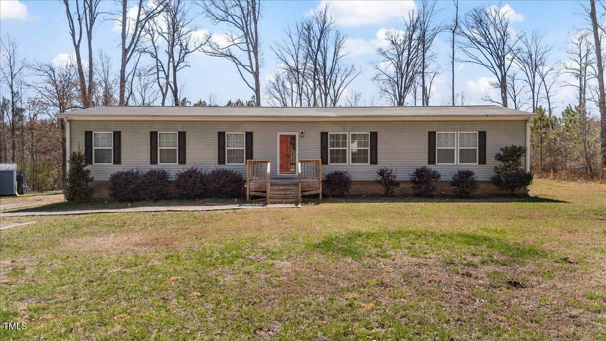 830 Plum Nutty Road, Henderson, NC 27537