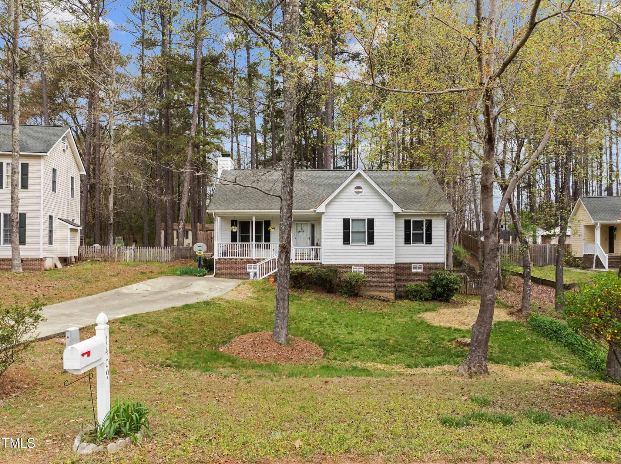 1409 Mangum Avenue, Creedmoor, NC 27522