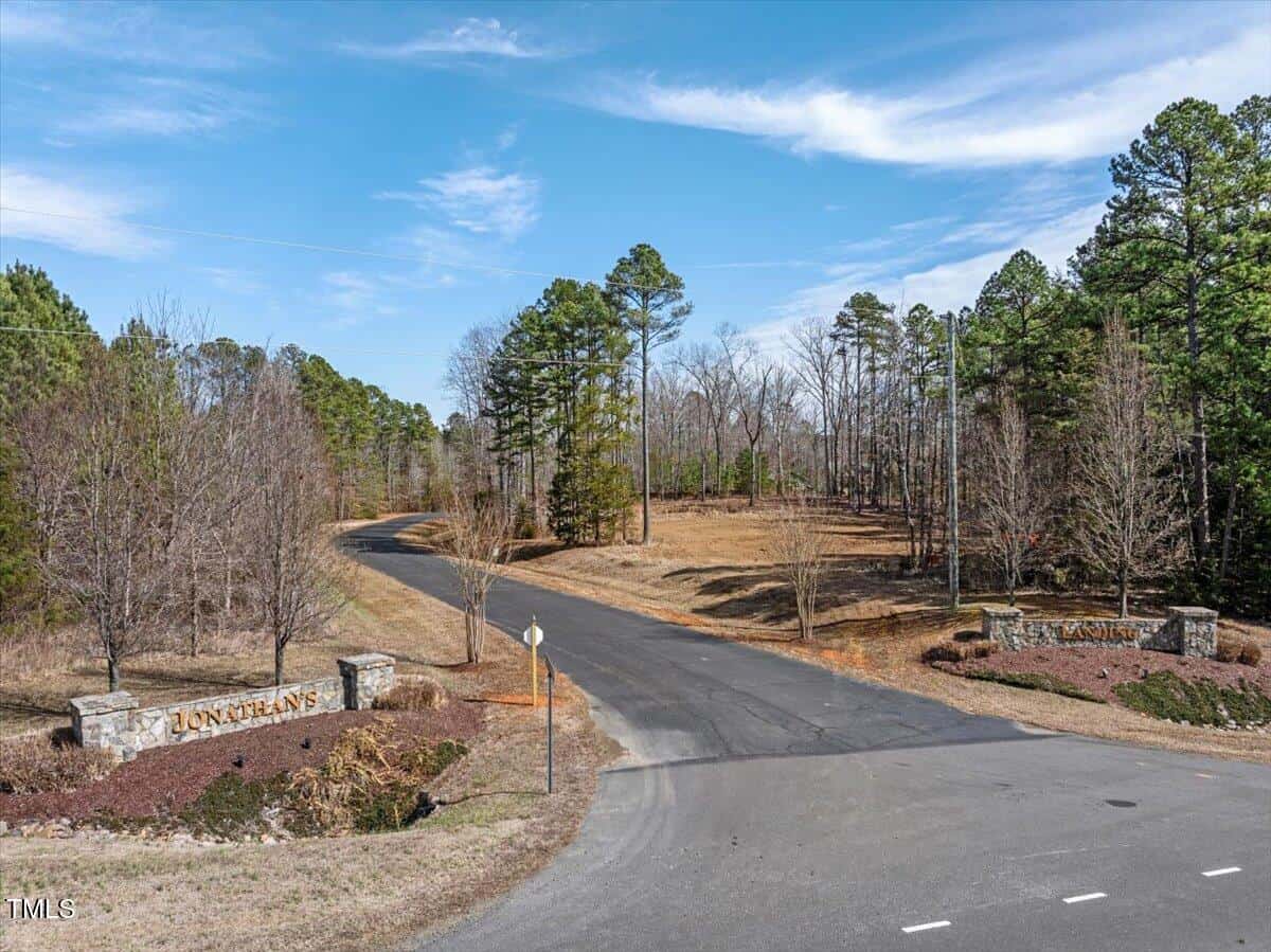 9962 Lakeside Terrace, Bullock, NC 27507