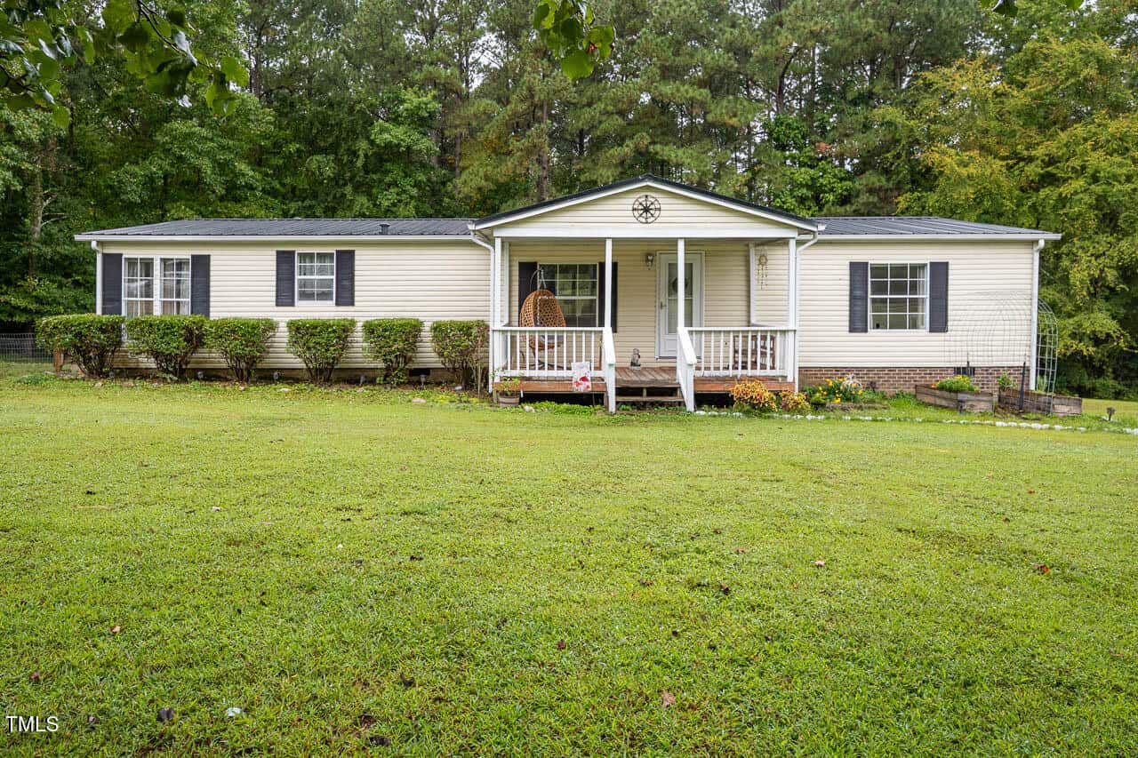 2575 Hicksboro Road, Henderson, NC 27537