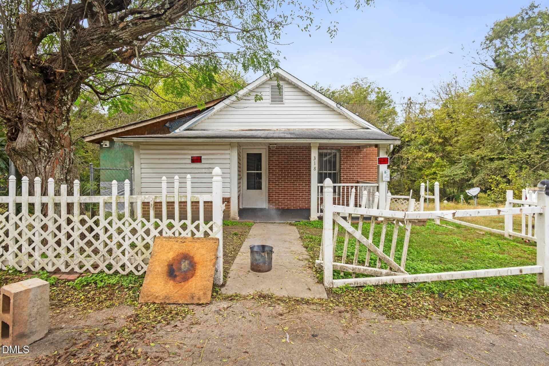 318 Tinsley Street, Henderson, NC 27536
