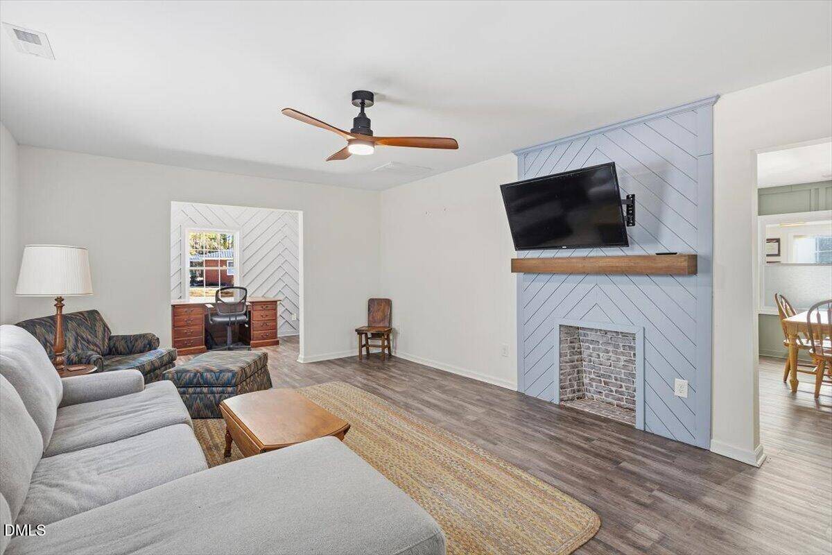 962 Laurel Mill-Centerville Road, Louisburg, NC 27549