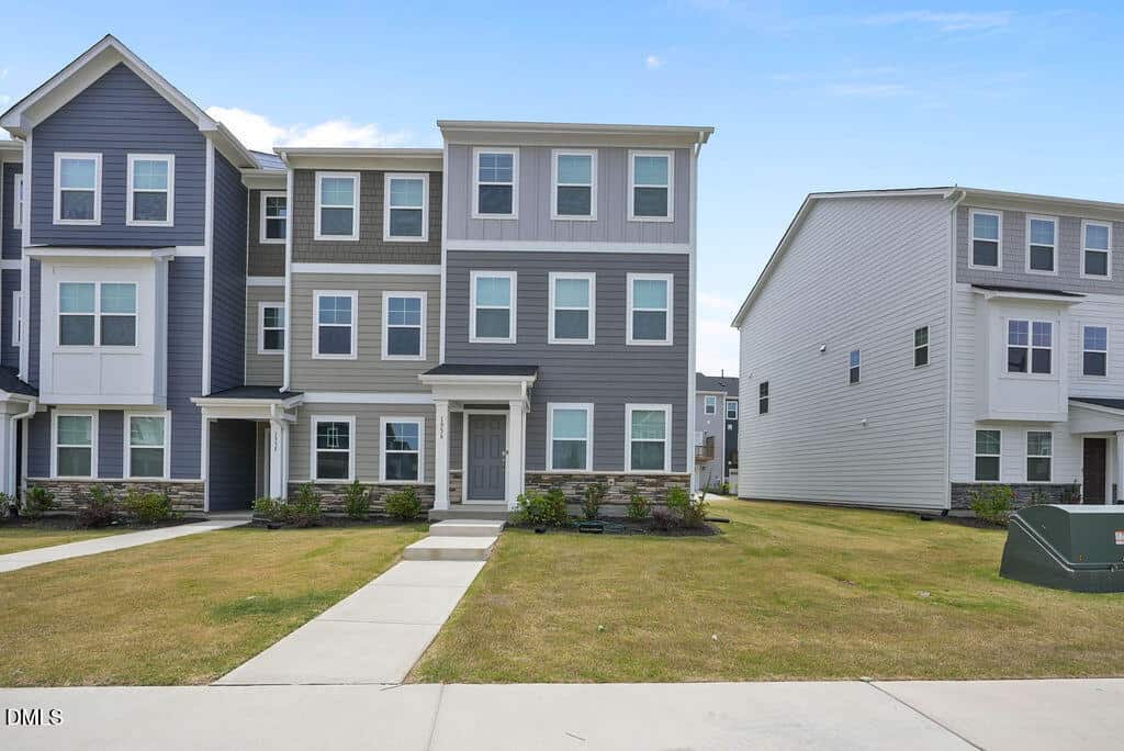 1956 Rosedale Ridge Avenue, Wake Forest, NC 27587