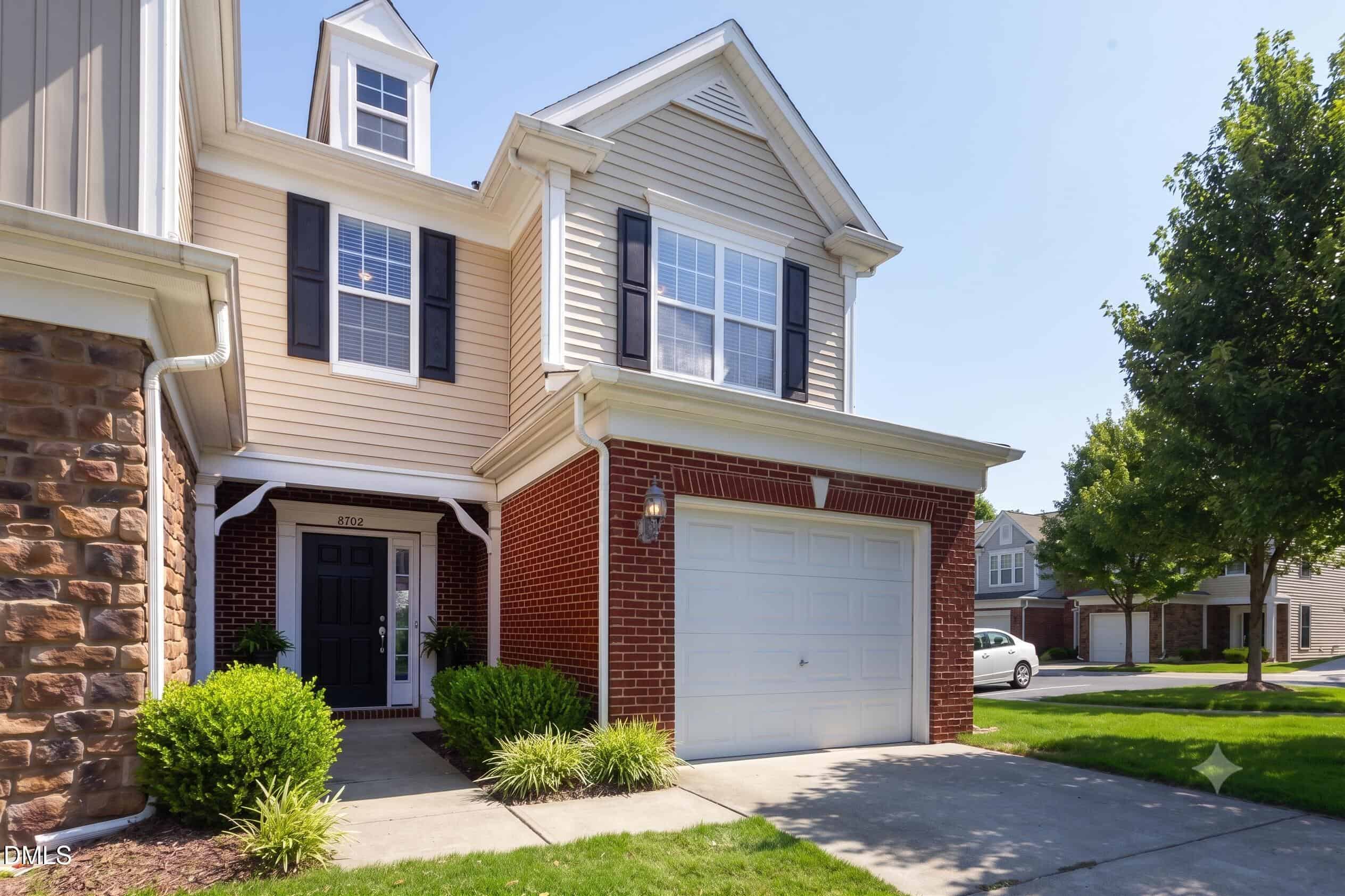 8702 Owl Roost Place, Raleigh, NC 27617