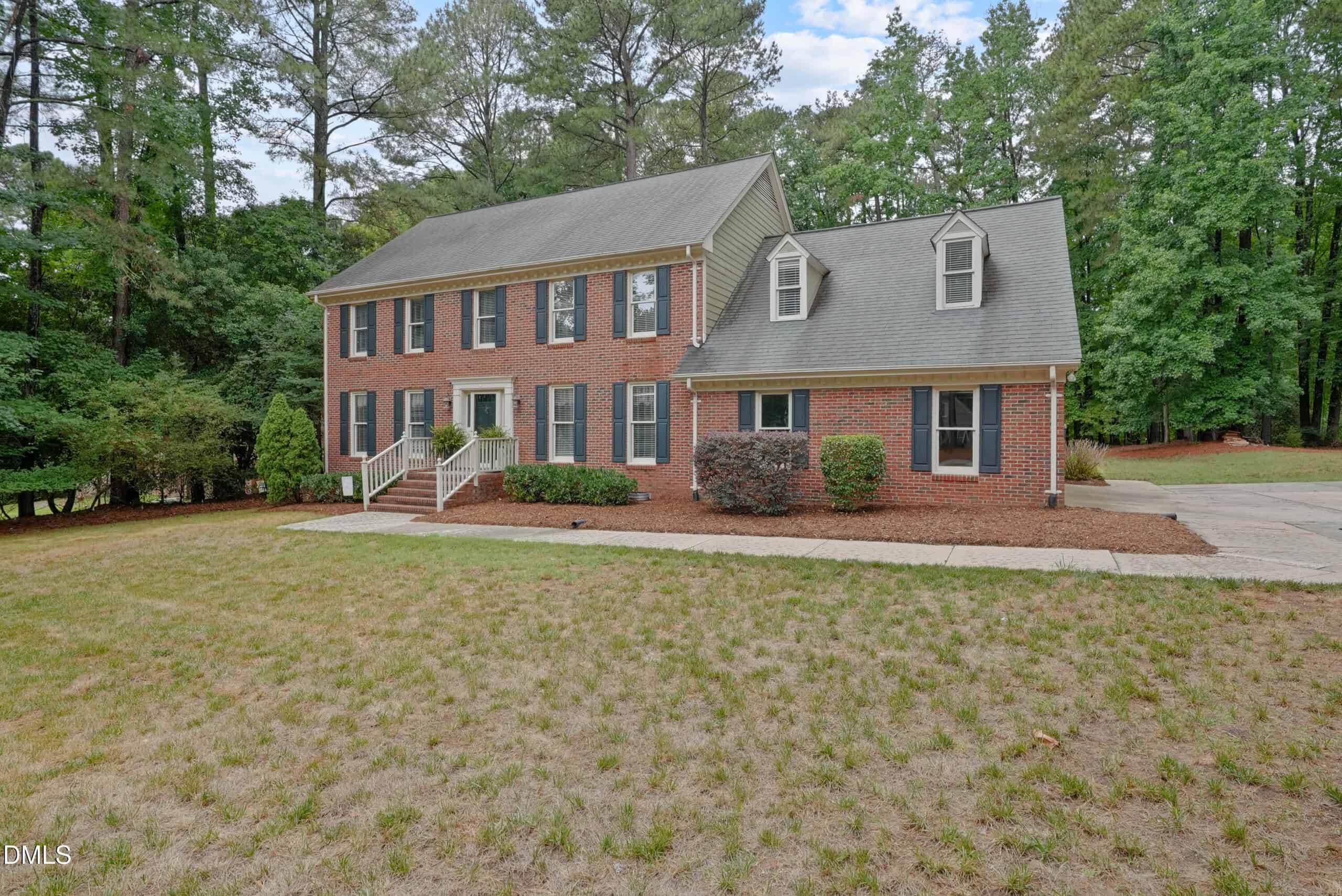 10521 Leafwood Place, Raleigh, NC 27613