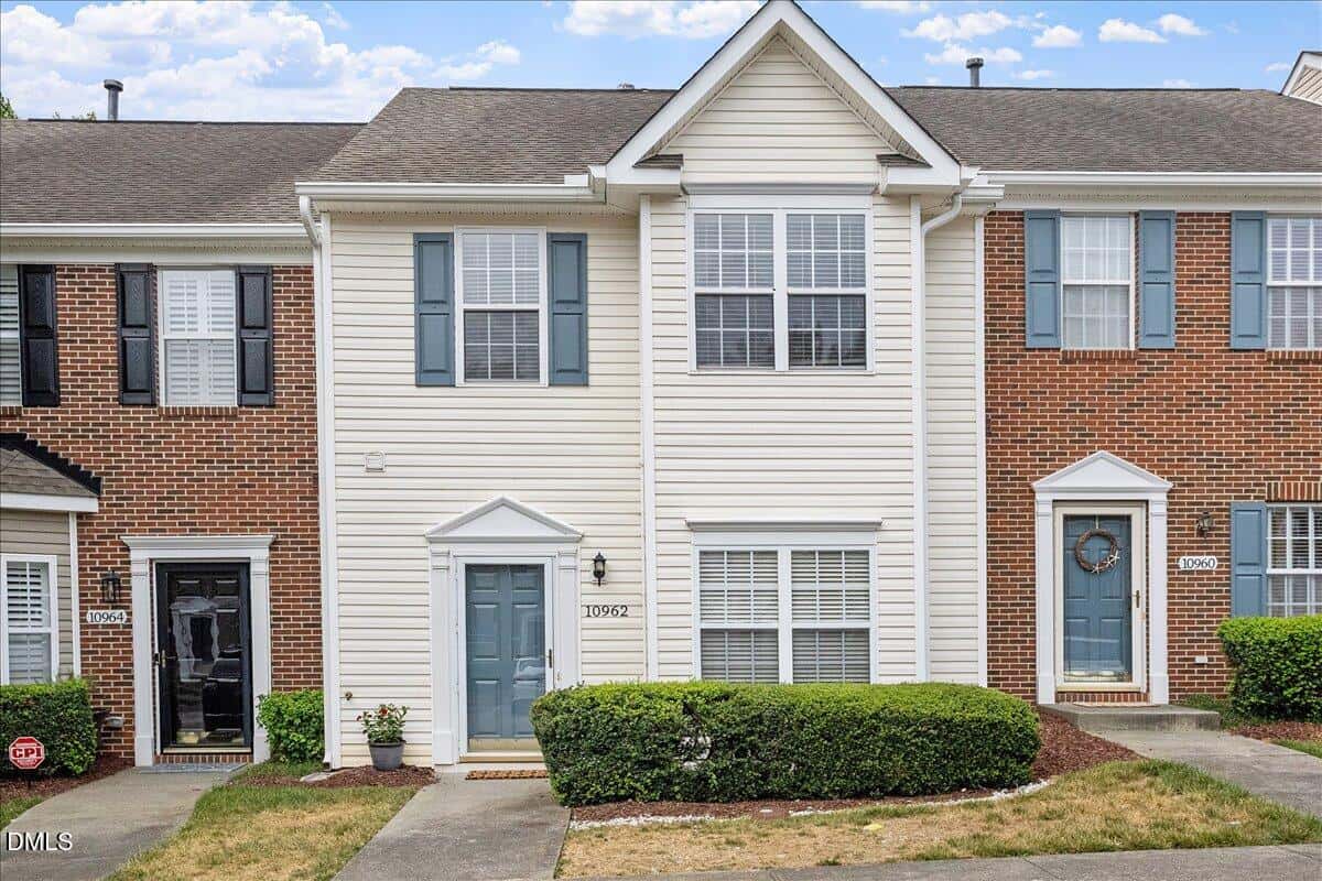 10962 Pendragon Place, Raleigh, NC 27614