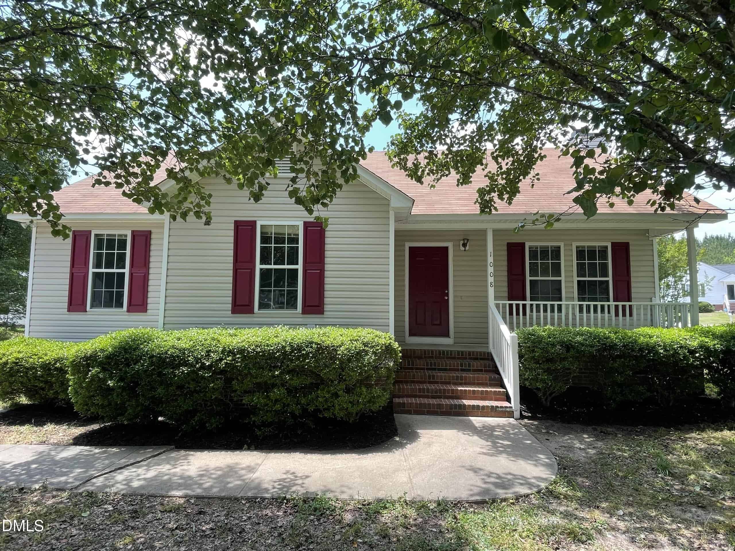 1008 Laurel Leaf Road, Zebulon, NC 27597
