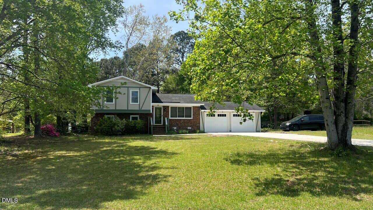 311 N Gaylee Lake Drive, Wendell, NC 27591