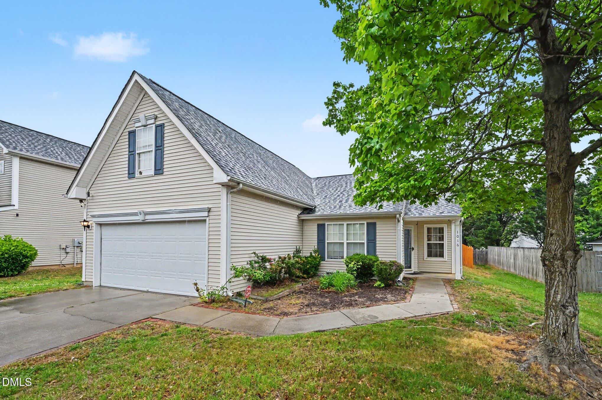 1016 Penncross Drive, Raleigh, NC 27610