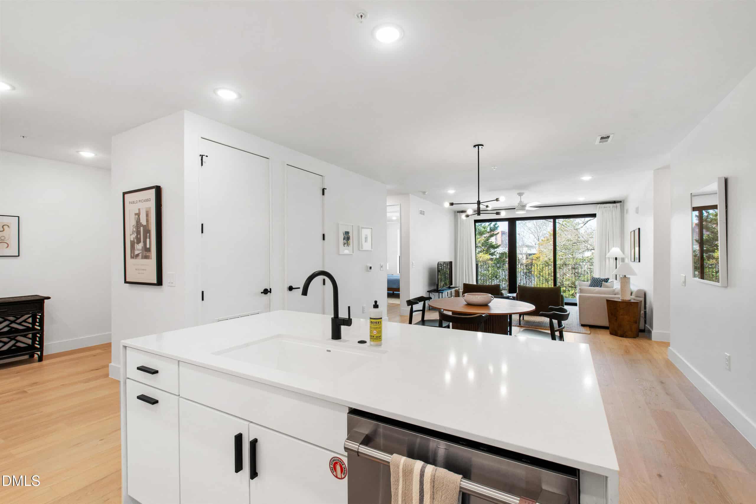 29 Enterprise Street Unit 211, Raleigh, NC 27607
