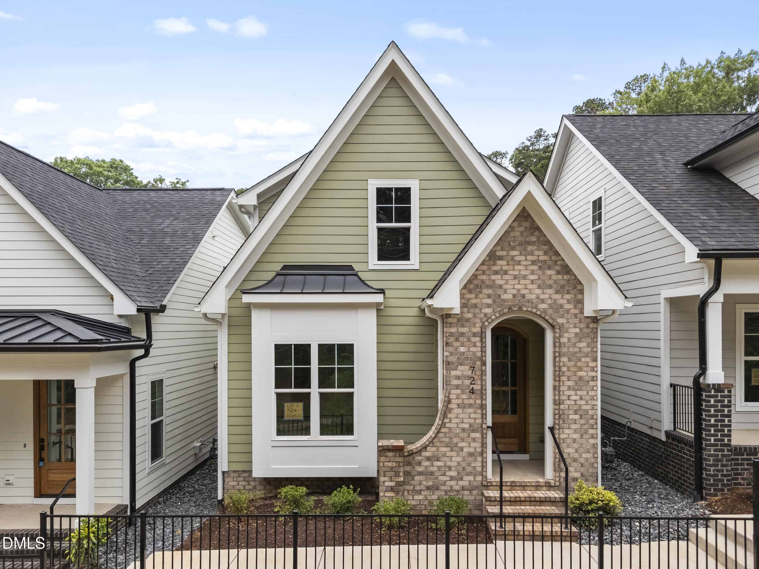 724 Powell Drive, Raleigh, NC 27606