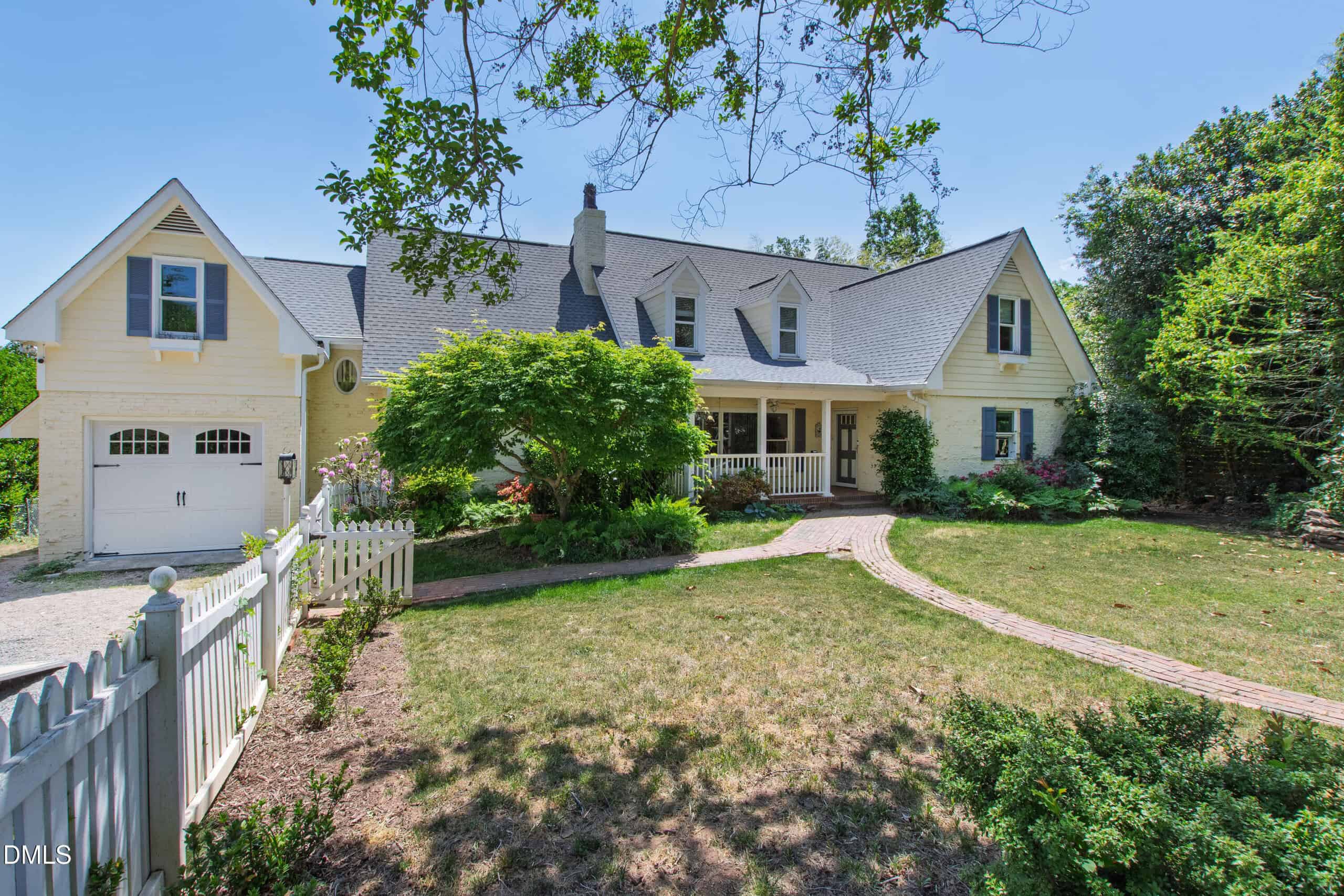 821 Lake Boone Trail, Raleigh, NC 27607