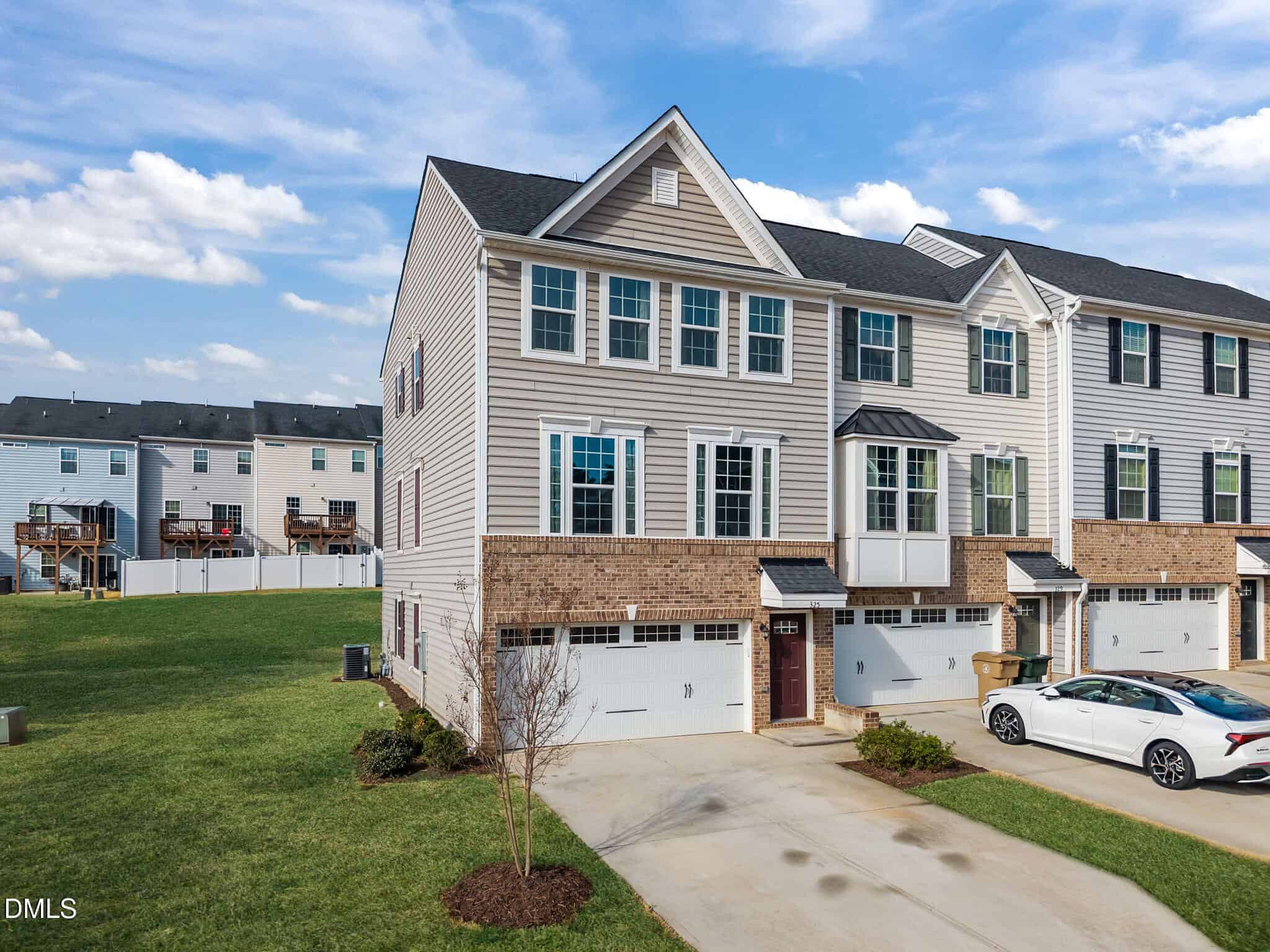 325 Amber Acorn Avenue, Raleigh, NC 27603