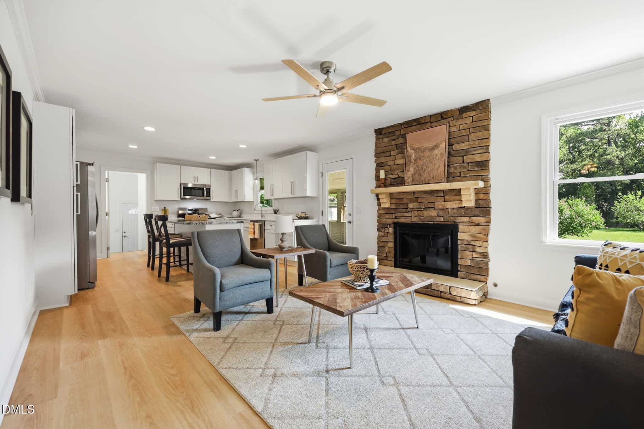 211 Meadow Drive, Fuquay-Varina, NC 27526