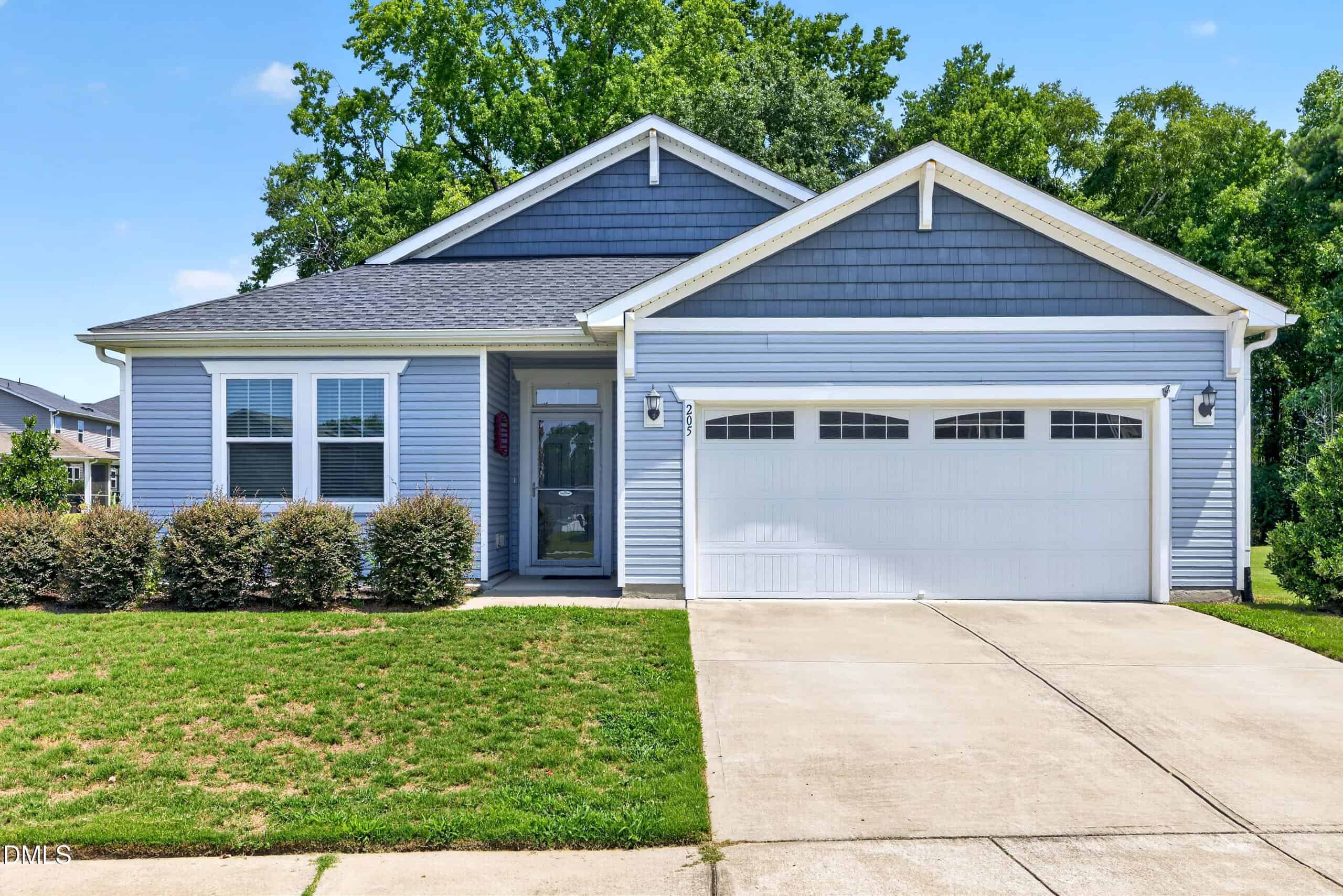 205 Summer Ranch Drive, Fuquay-Varina, NC 27526