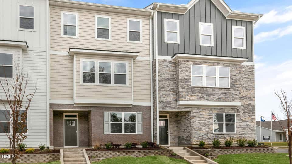 809 Lucky Clover Way, Fuquay-Varina, NC 27526