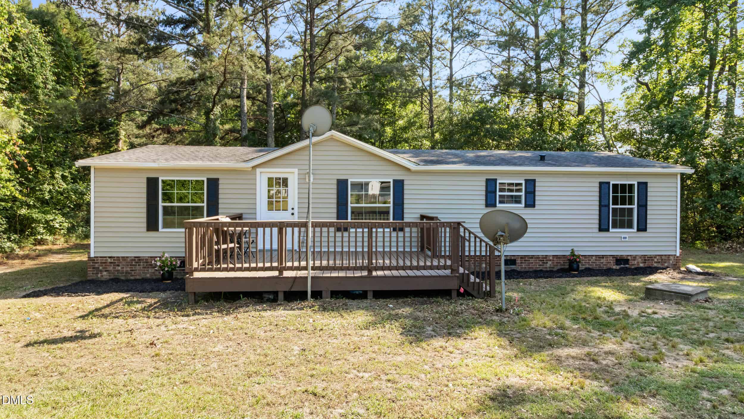 1429 Country Pond Lane, Willow Springs, NC 27592