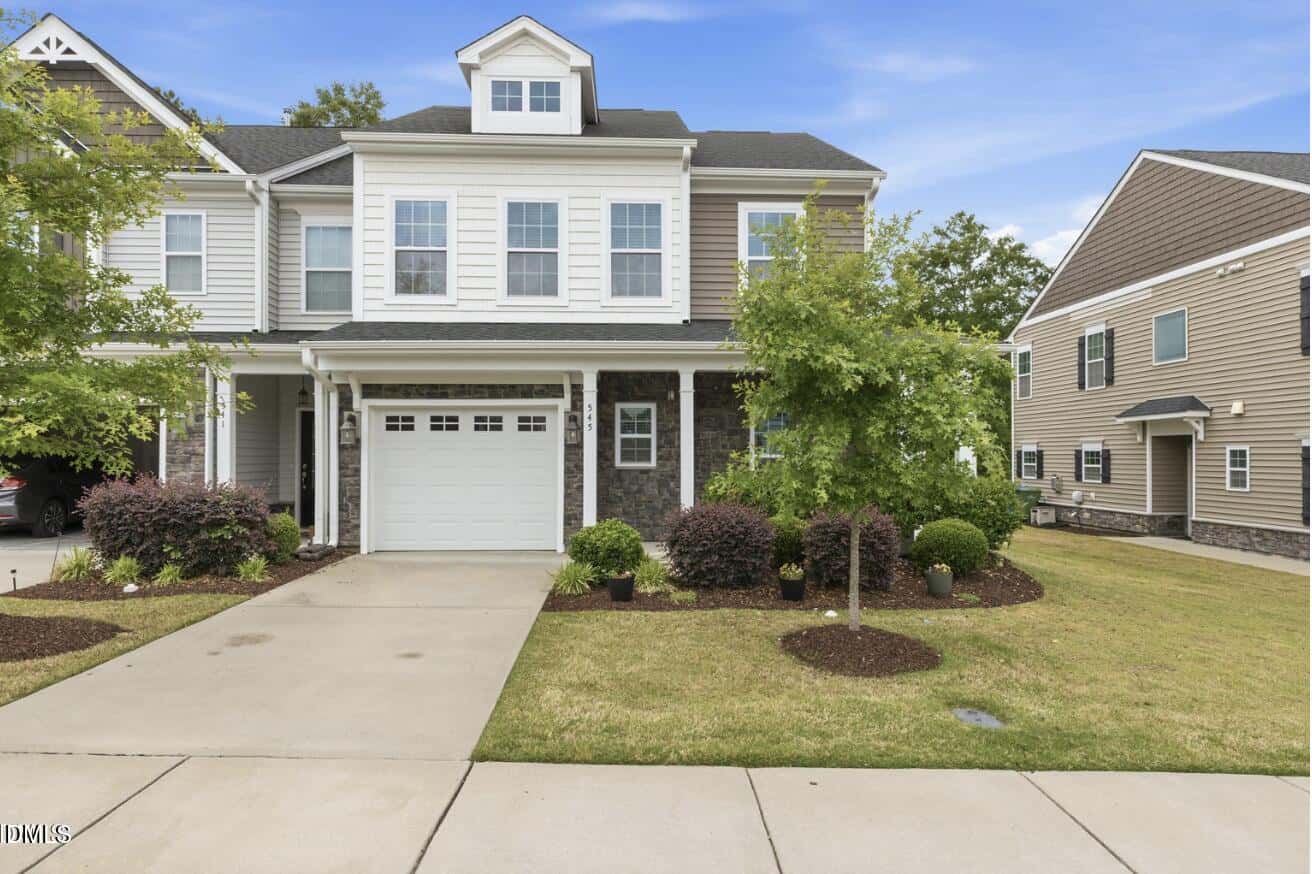545 Barneswyck Drive, Fuquay-Varina, NC 27526