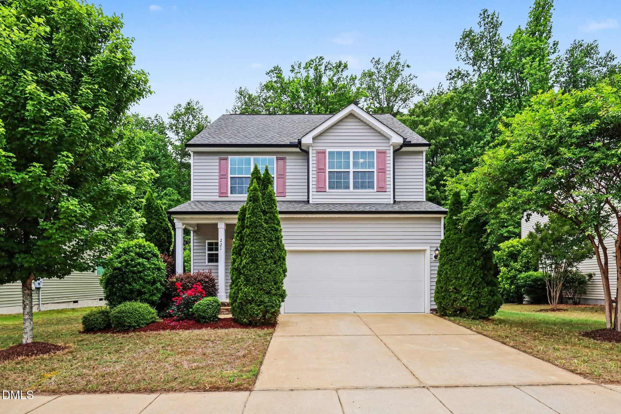 221 Willow Weald Court, Fuquay-Varina, NC 27526