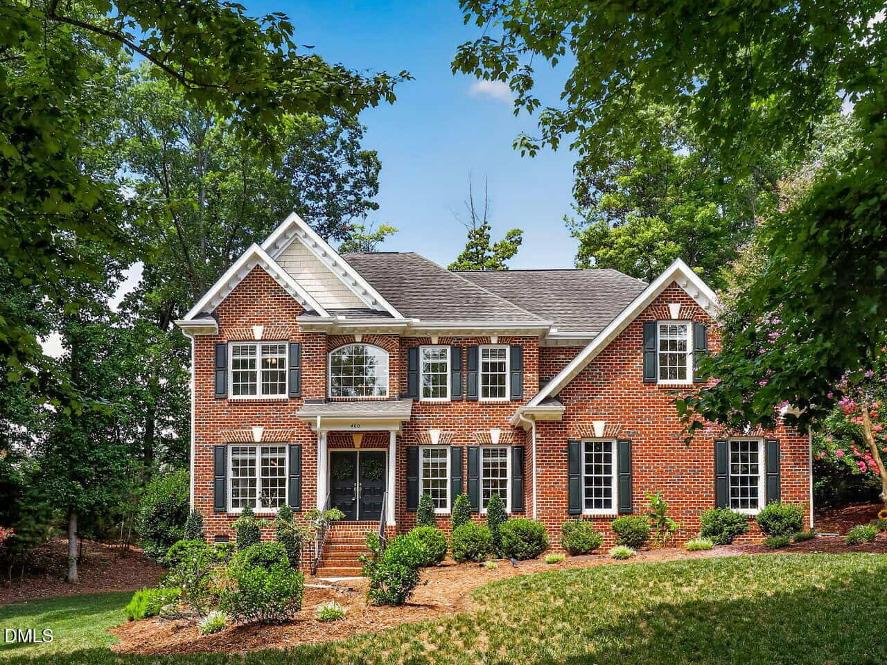 400 Flint Point Lane, Holly Springs, NC 27540