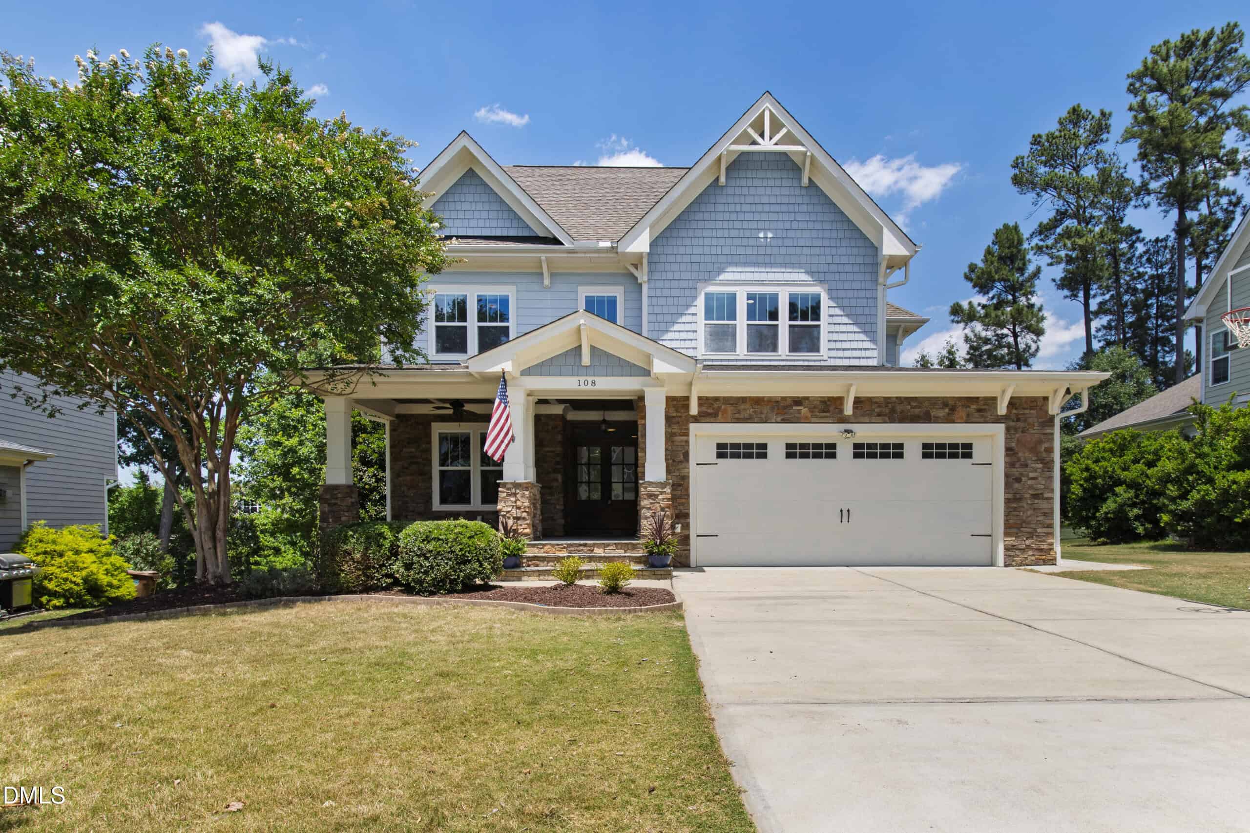 108 Roslin Way, Holly Springs, NC 27540