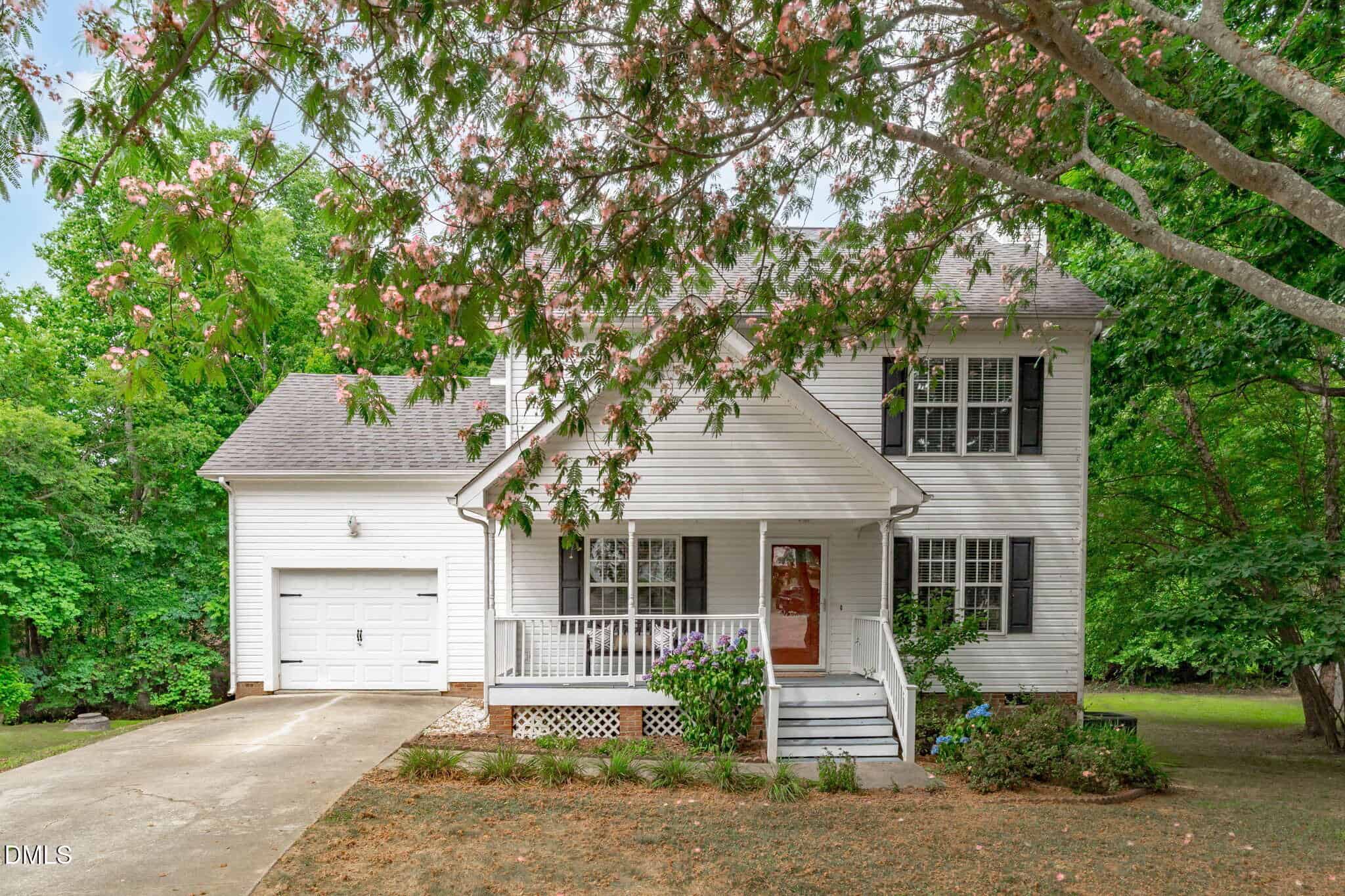 100 Peakhill Road, Holly Springs, NC 27540