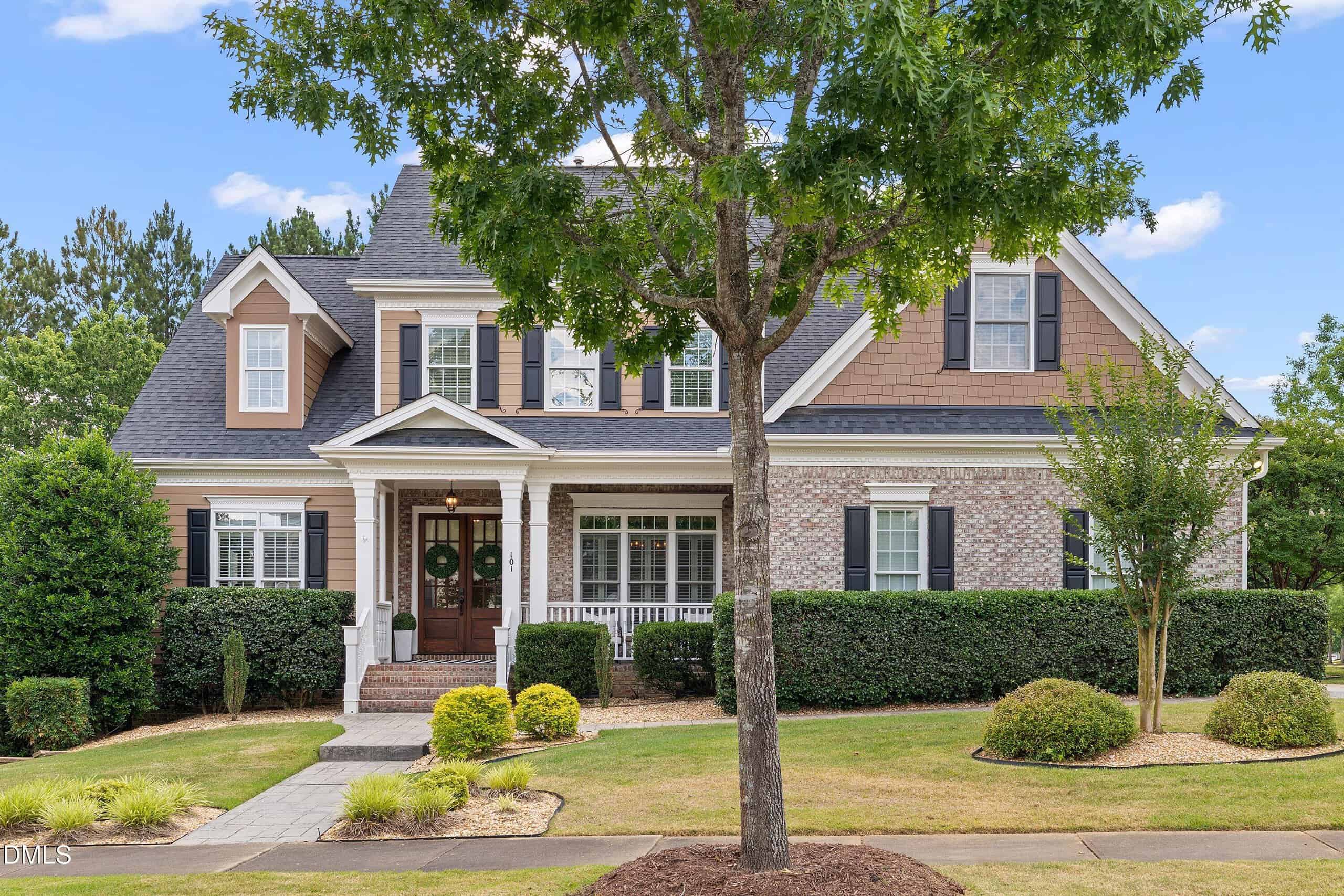 101 Synandra Lane, Holly Springs, NC 27540