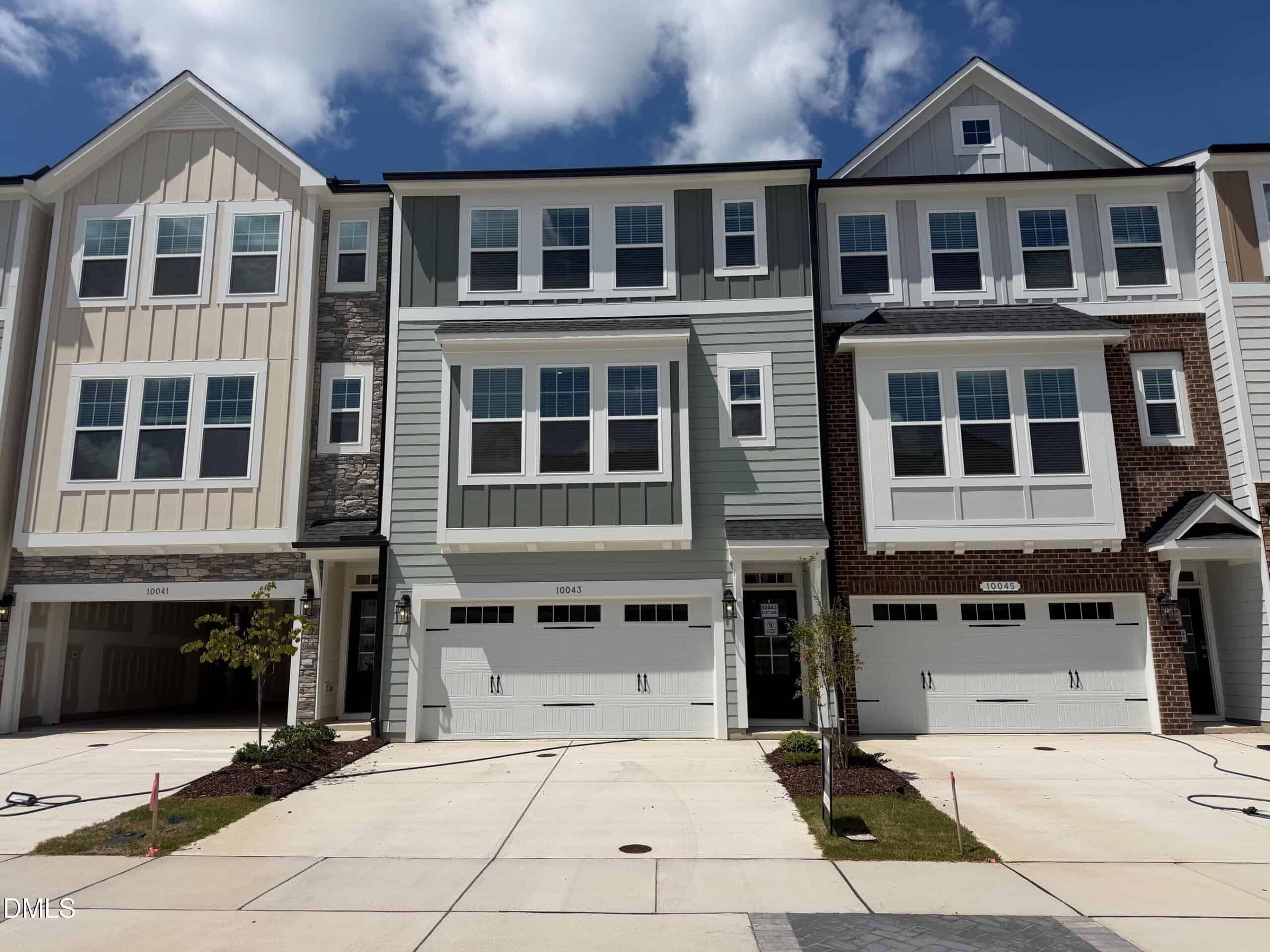 10043 Secluded Garden Drive, Apex, NC 27523