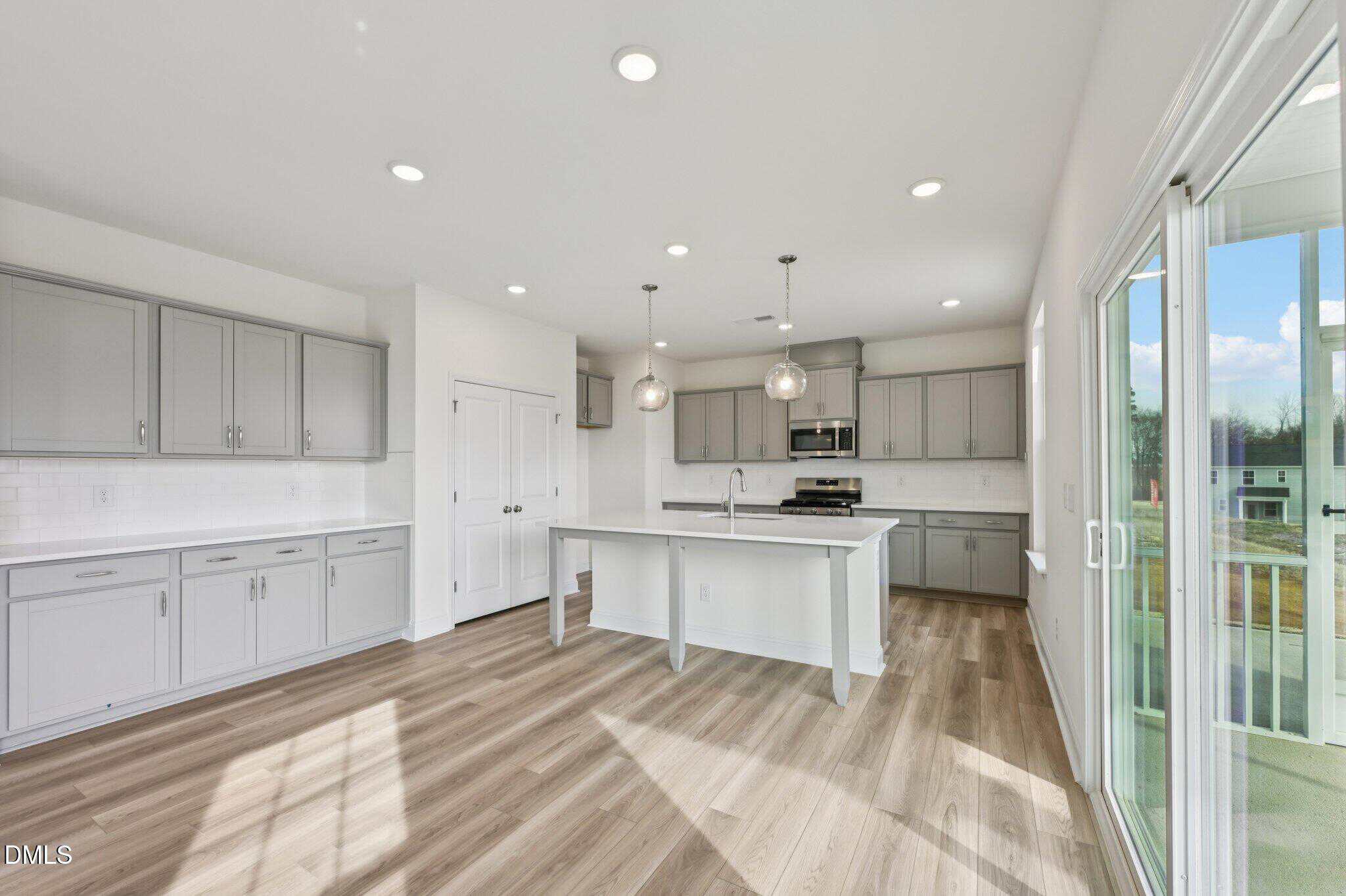 532 Hipwood Drive, Zebulon, NC 27597