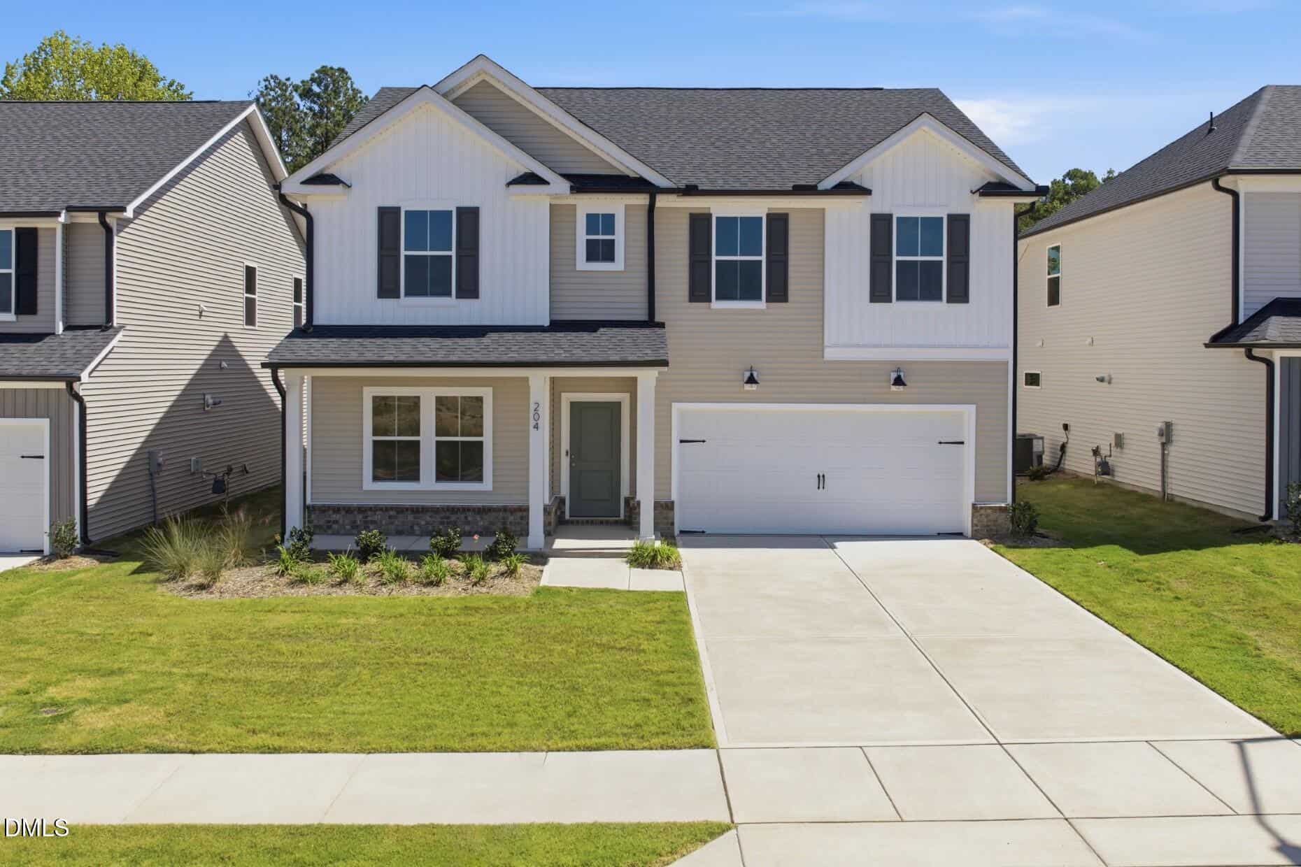 204 Armorial Court, Willow Springs, NC 27592