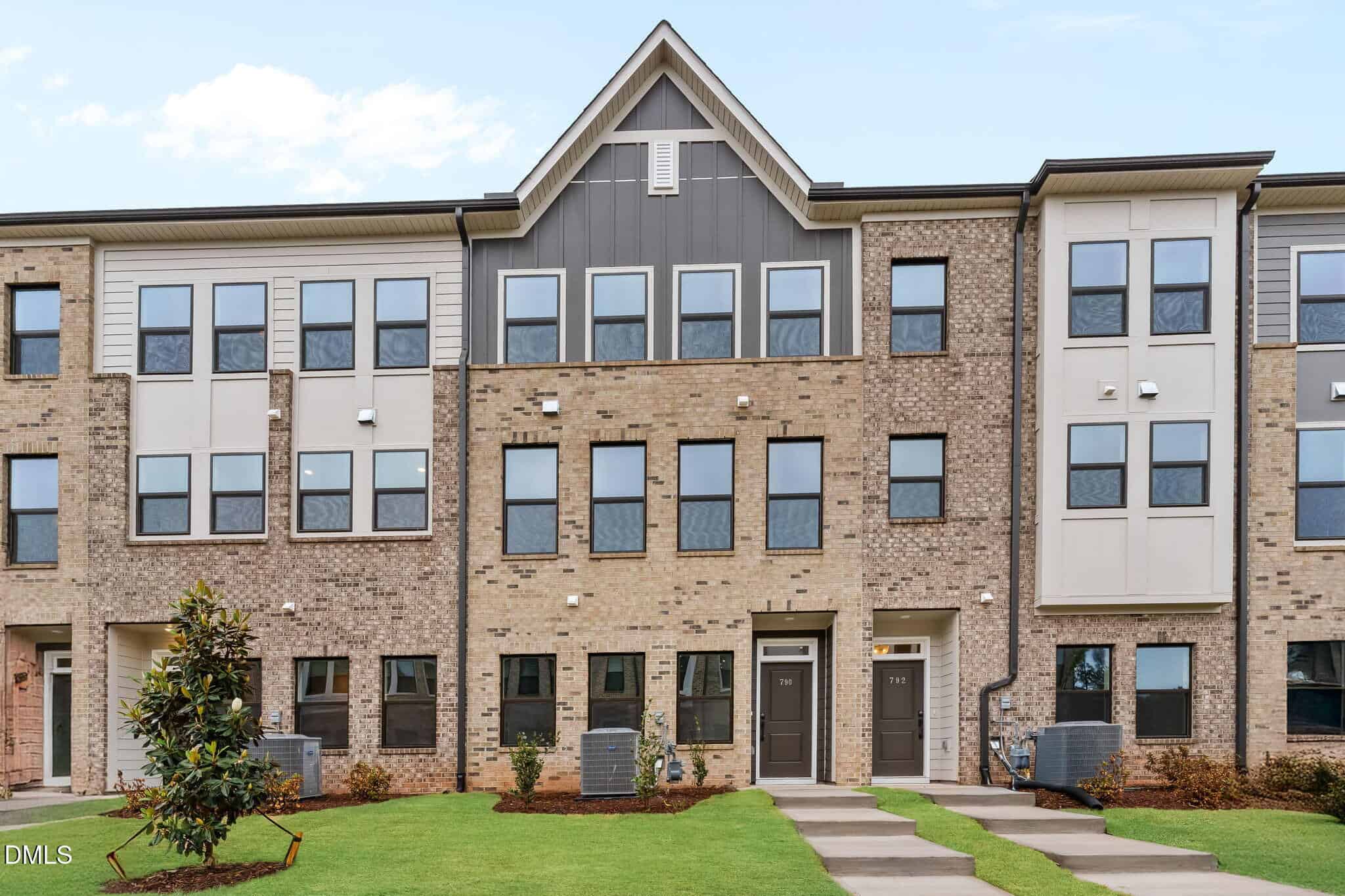 790 Ballyneal Alley, Cary, NC 27513