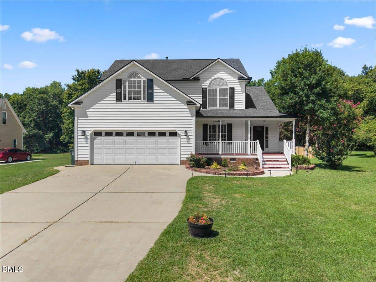 2709 White Rail Drive, Fuquay-Varina, NC 27526