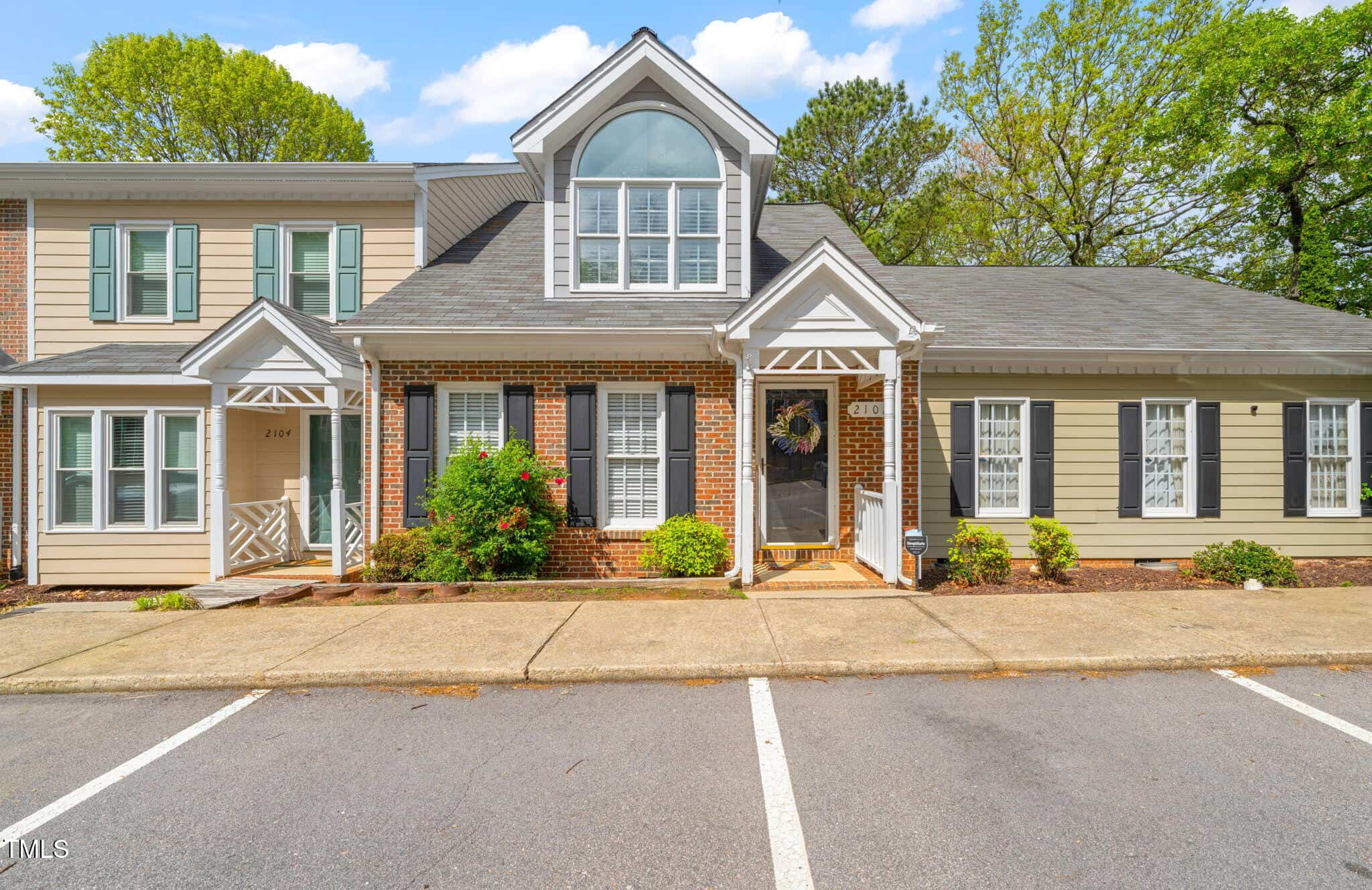 2102 Trailridge Court, Raleigh, NC 27603