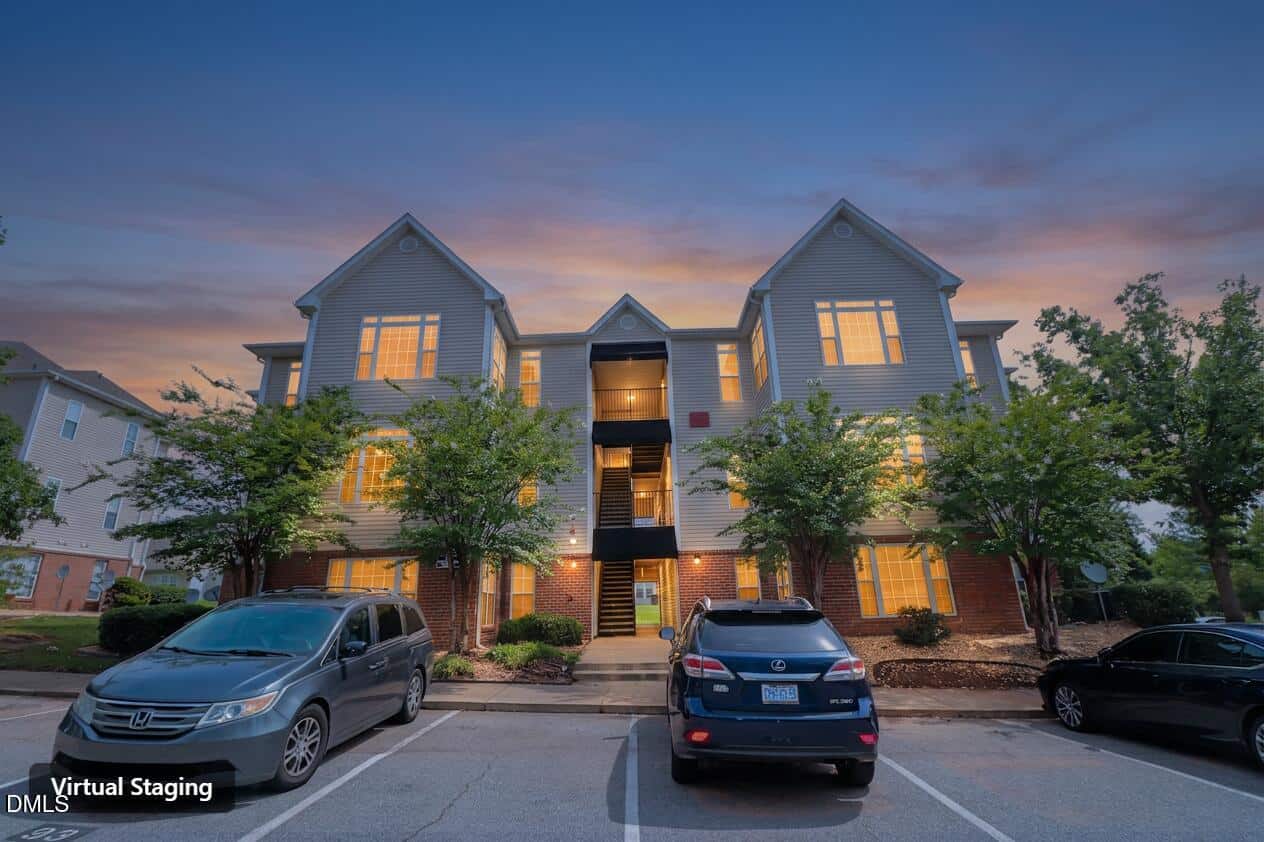 2521 Friedland Place Unit 300, Raleigh, NC 27617
