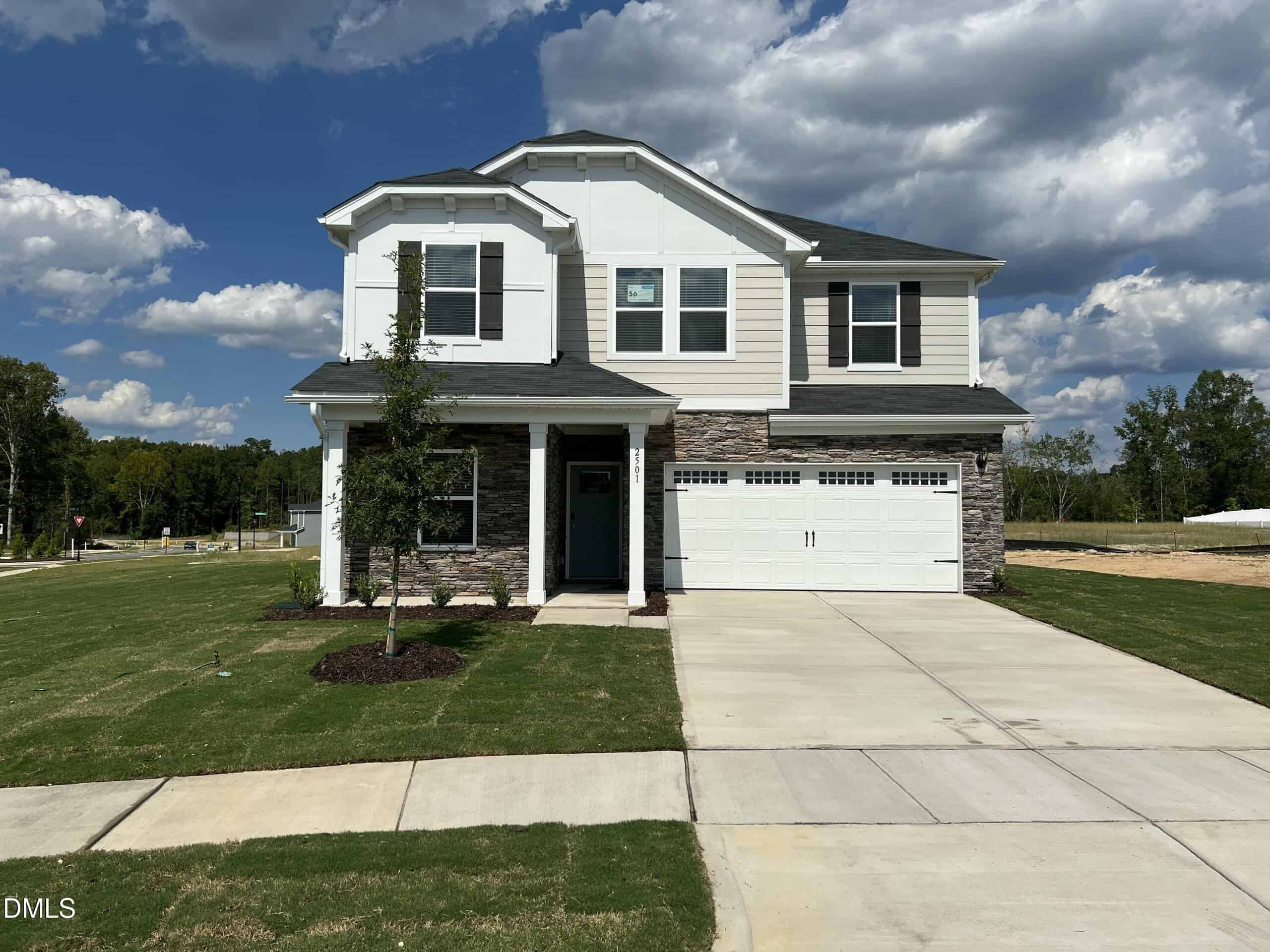 2501 Rosewood Bluff Drive, Zebulon, NC 27597