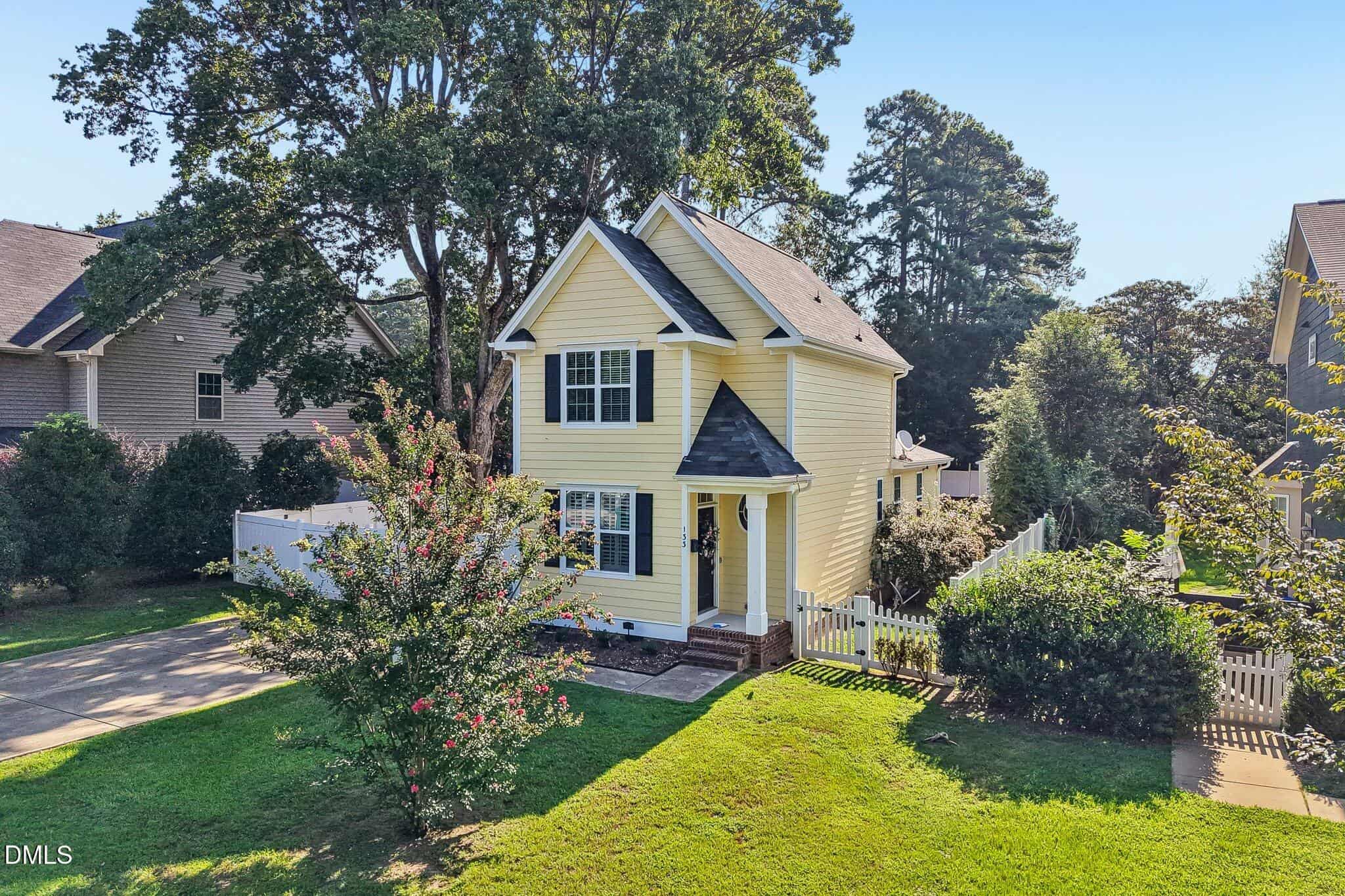 133 Raleigh Street, Holly Springs, NC 27540