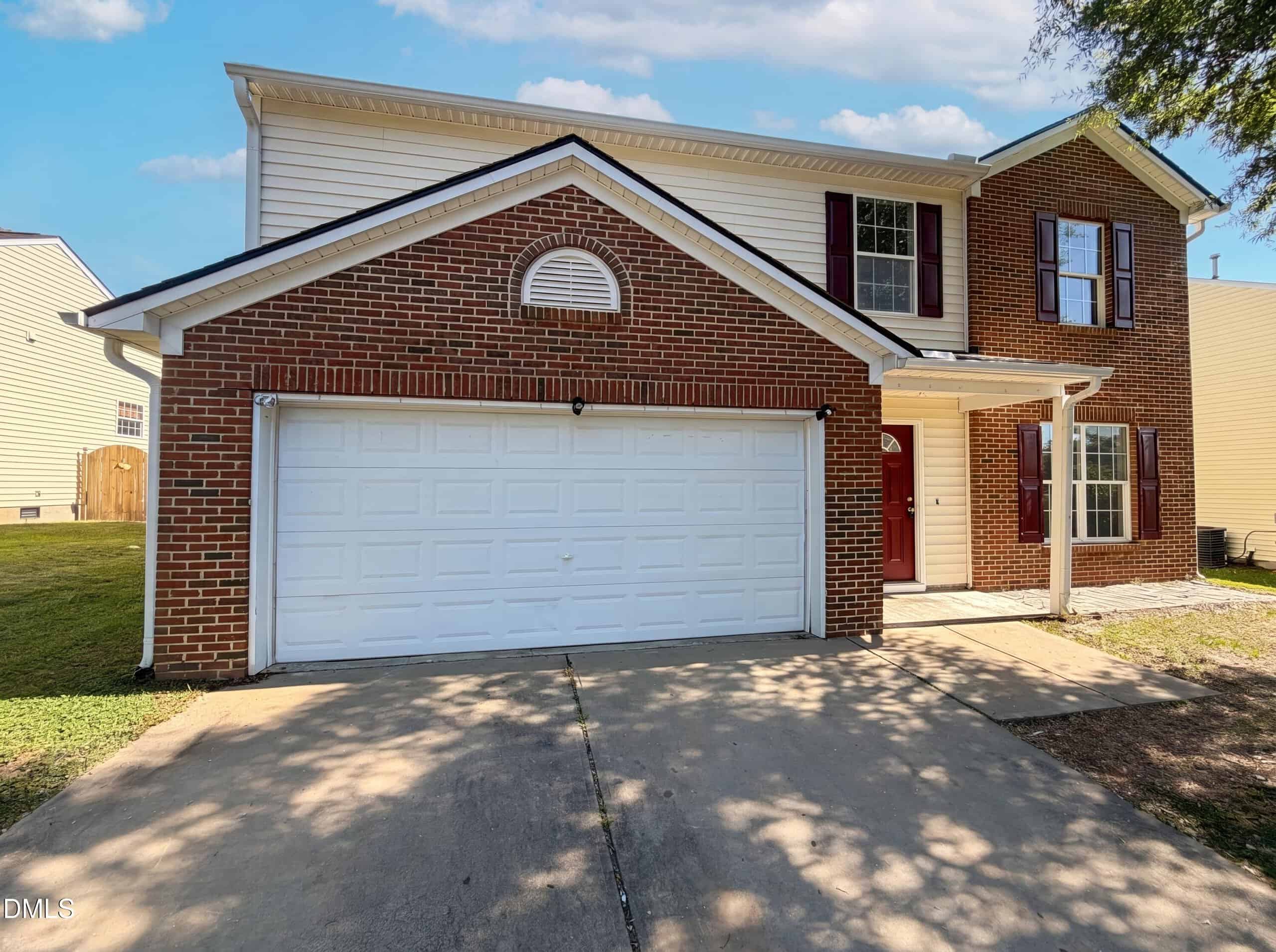 1745 E Honey Springs Avenue, Fuquay-Varina, NC 27526