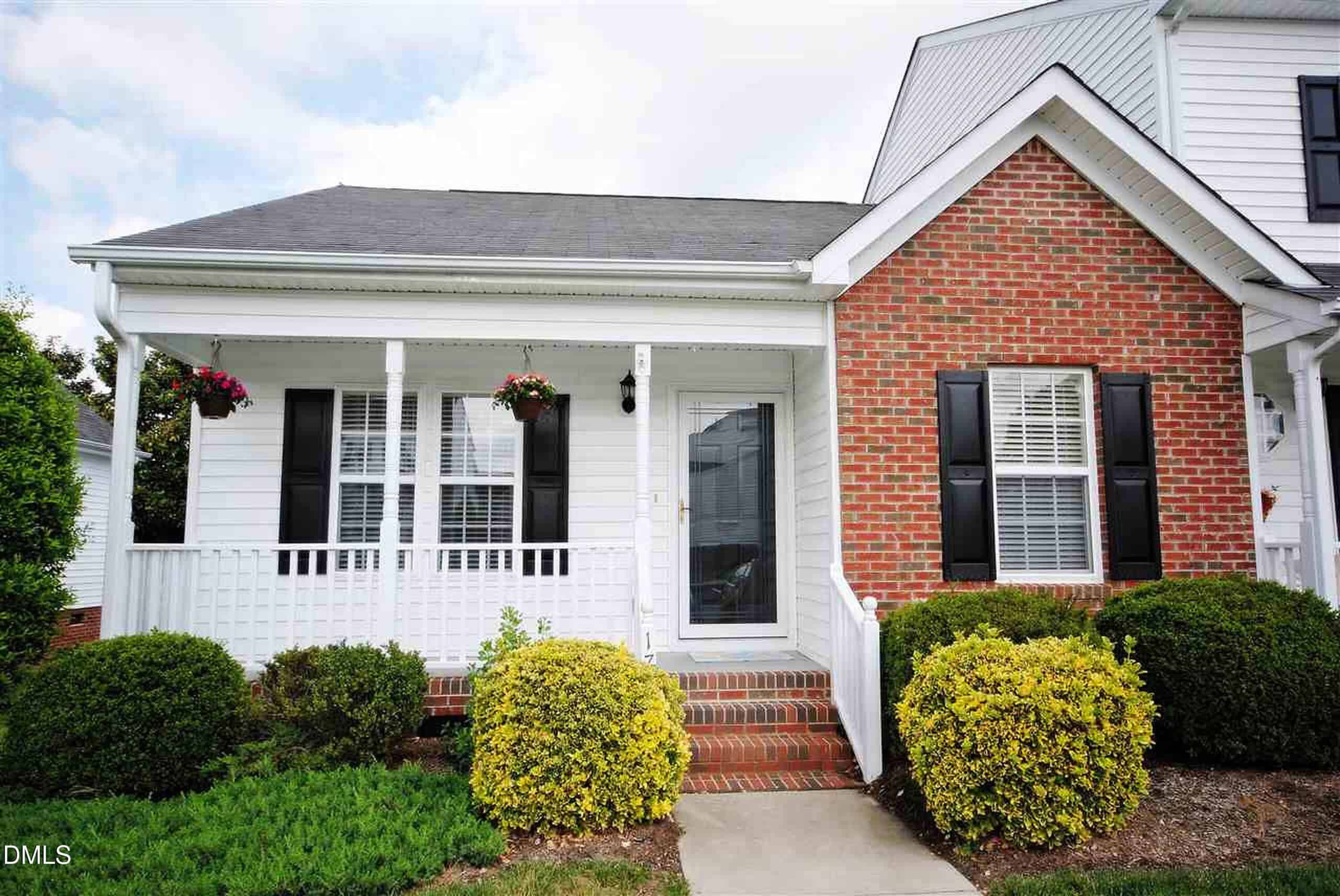 1716 Stroll Circle, Fuquay-Varina, NC 27526