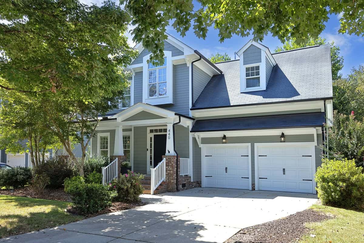 440 Edgepine Drive, Holly Springs, NC 27540