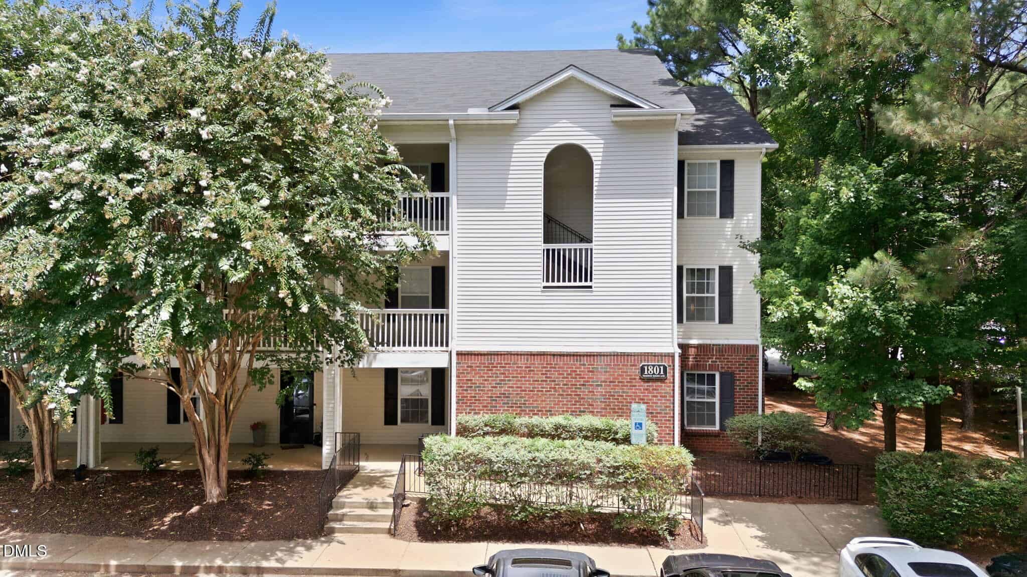 1801 Trailwood Heights Lane Unit 104, Raleigh, NC 27603