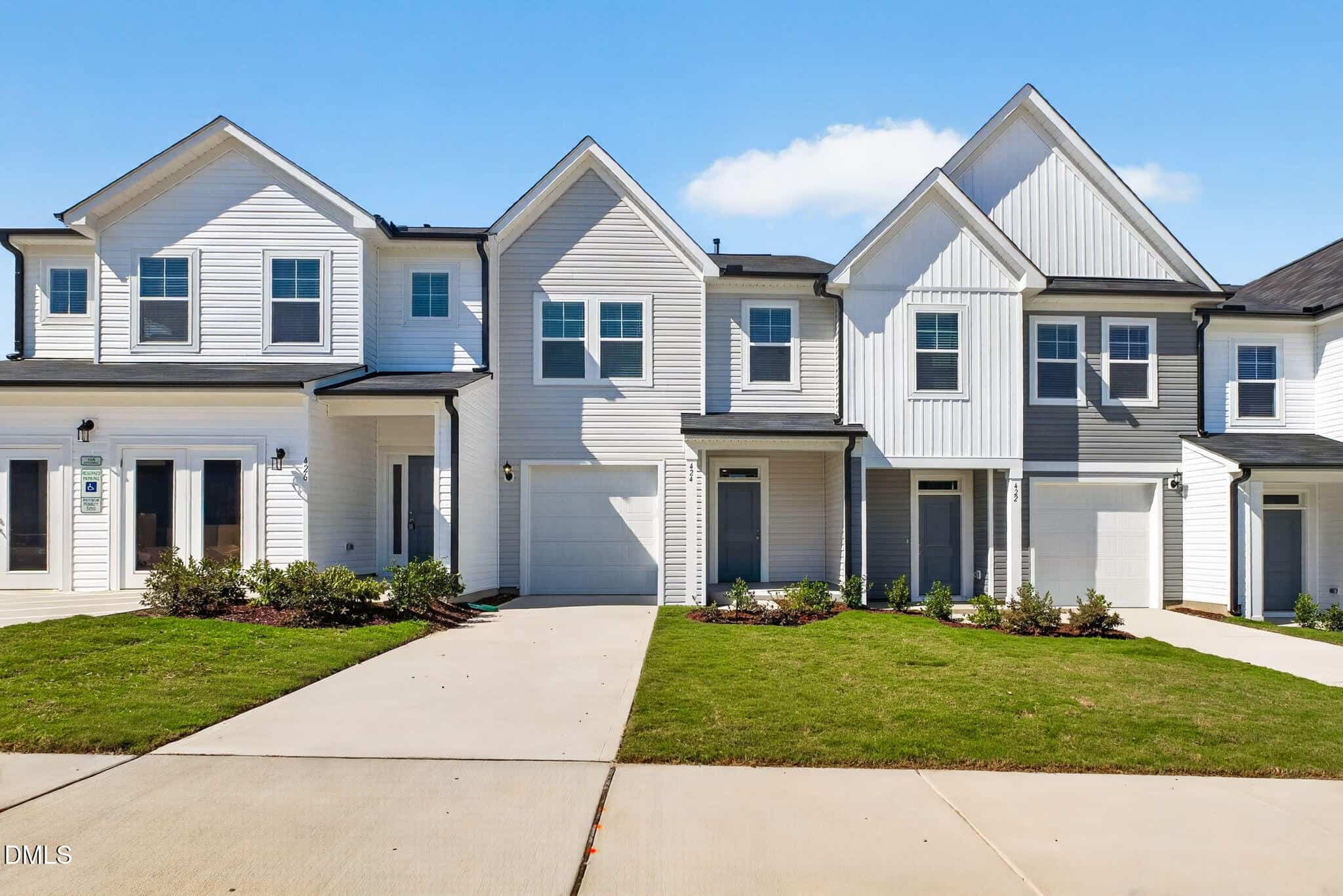 424 Barrington Ky Drive, Zebulon, NC 27597