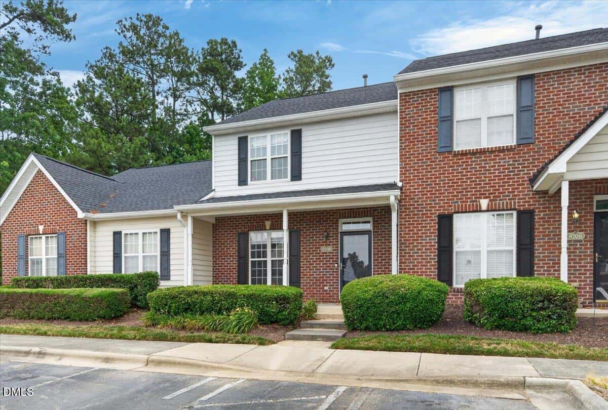 8708 Belford Valley Lane, Raleigh, NC 27615
