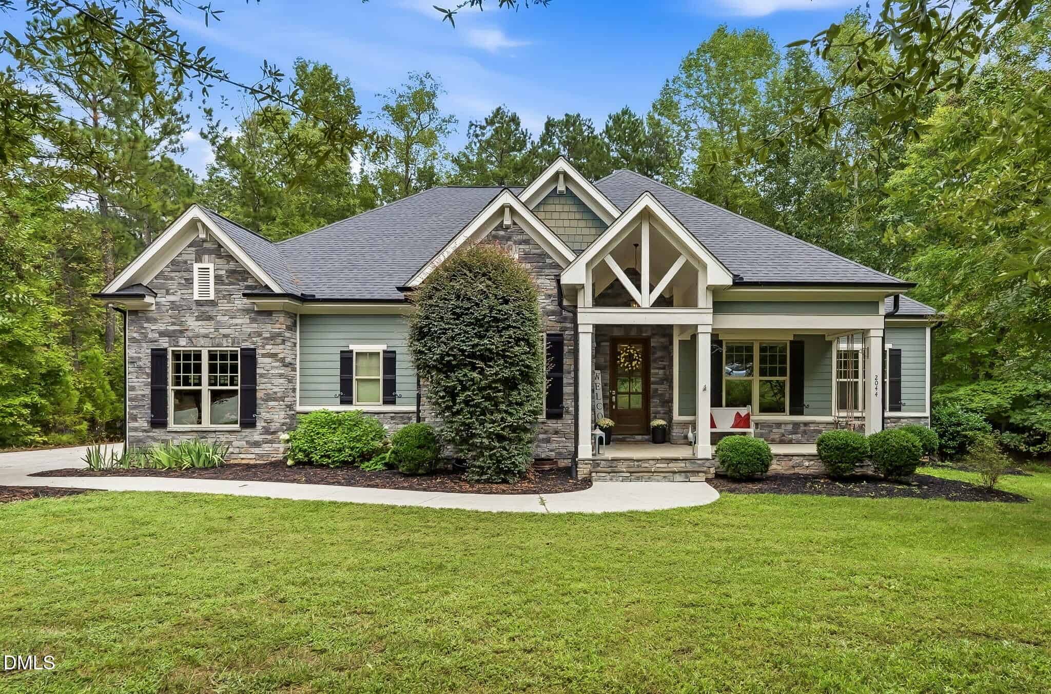 2044 Silverleaf Drive, Youngsville, NC 27596