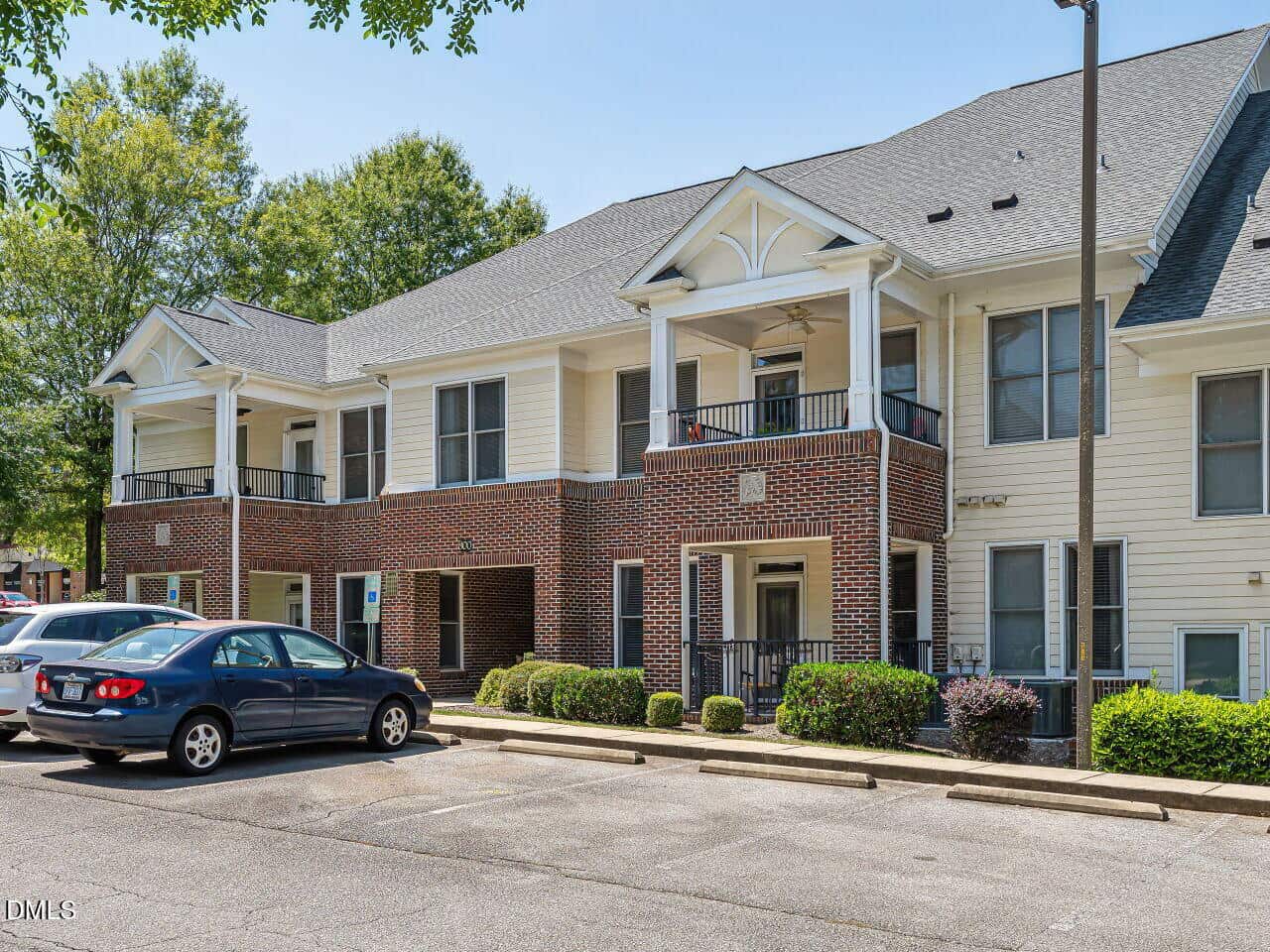 800 Savannah Ridge Road Unit 110, Holly Springs, NC 27540