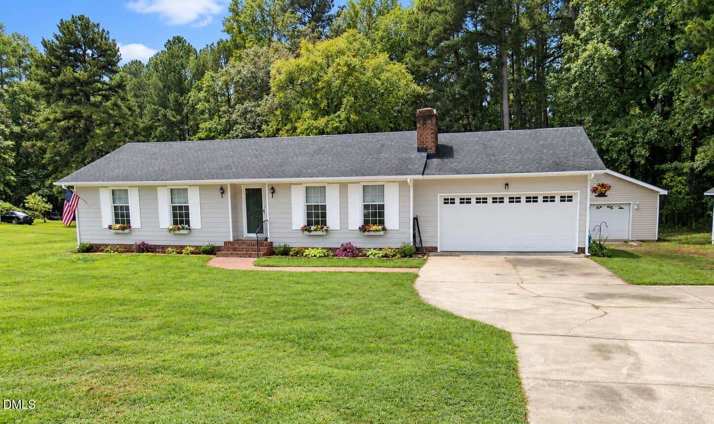 1565 Spring Valley Lake Road, Henderson, NC 27537