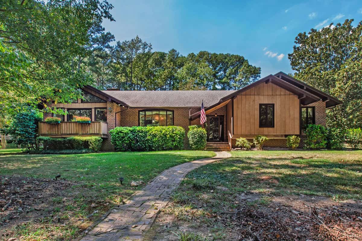 5300 Amsterdam Place, Raleigh, NC 27606