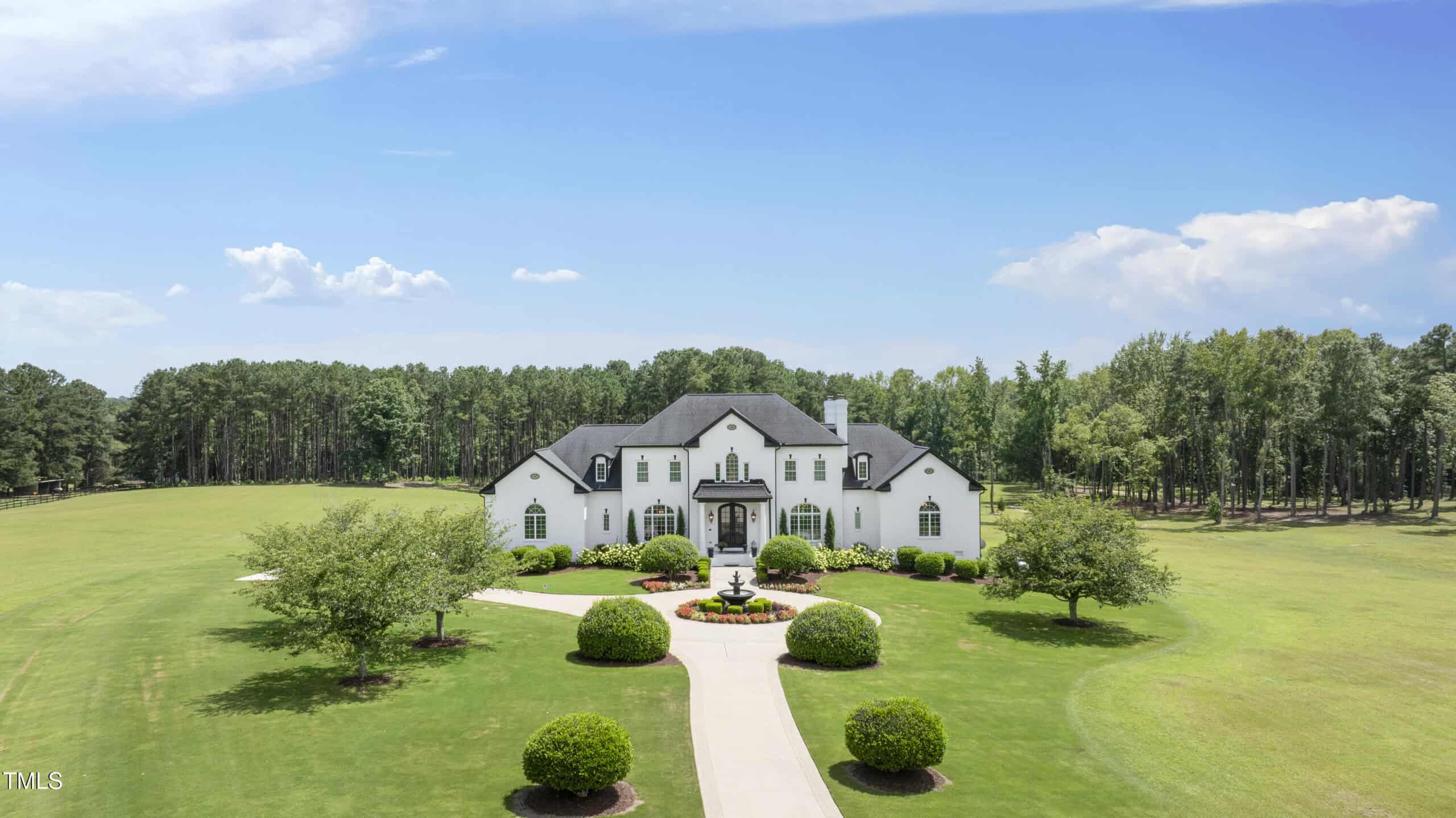 9820 Debnam Road, Zebulon, NC 27597
